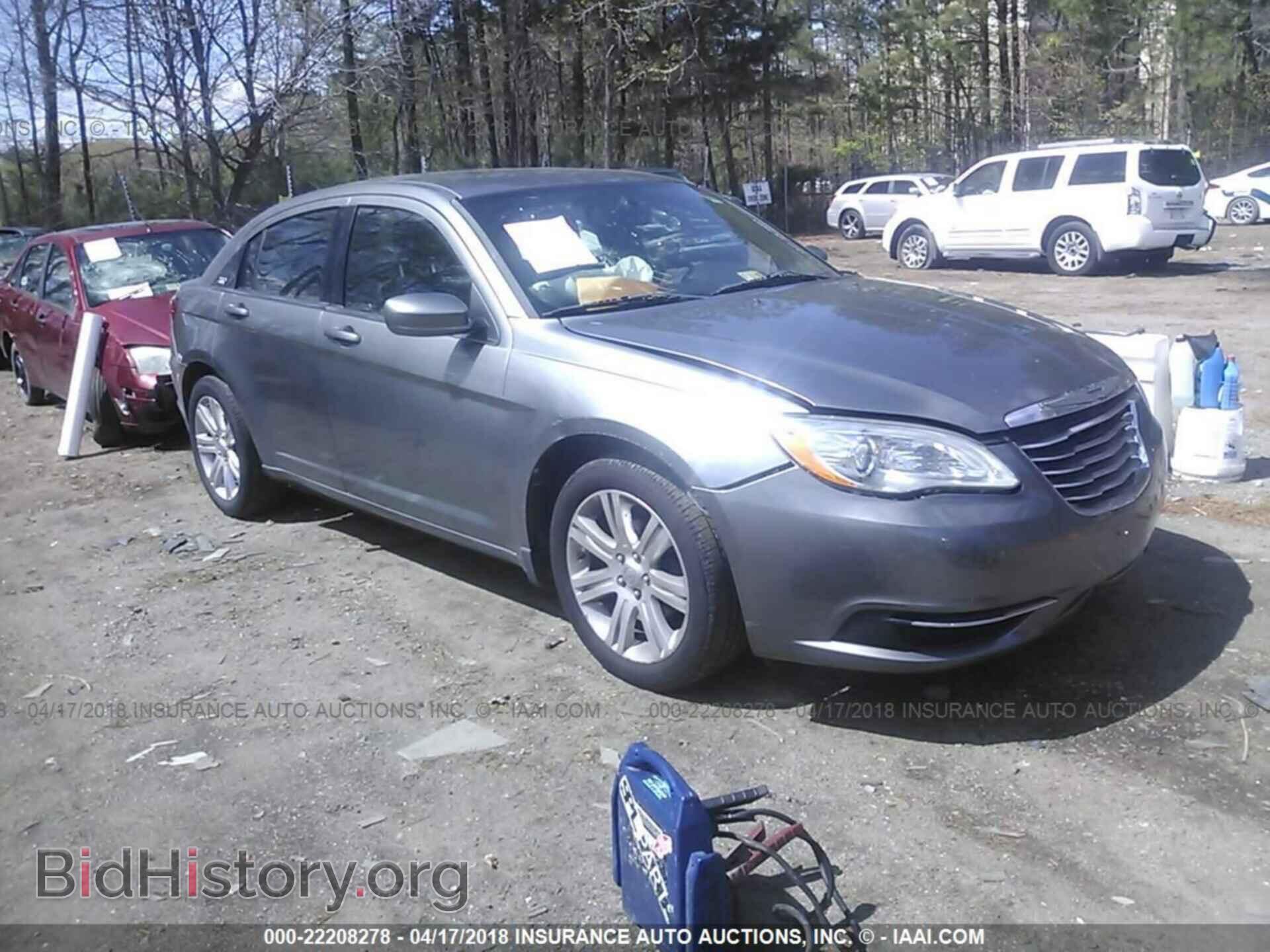 Photo 1C3BC1FB4BN580104 - Chrysler 200 2011