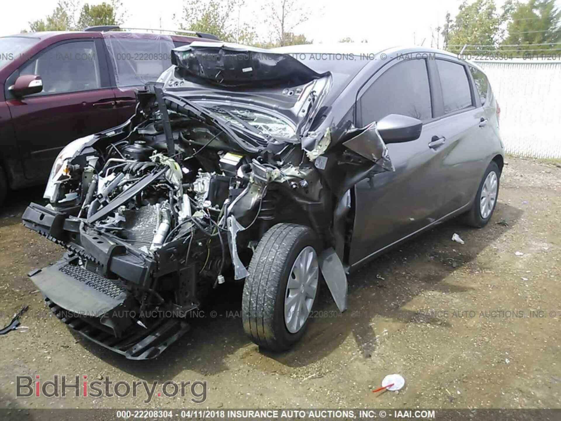 2016 Nissan Versa note - VIN: 3N1CE2CP1GL355889 - Фото 2