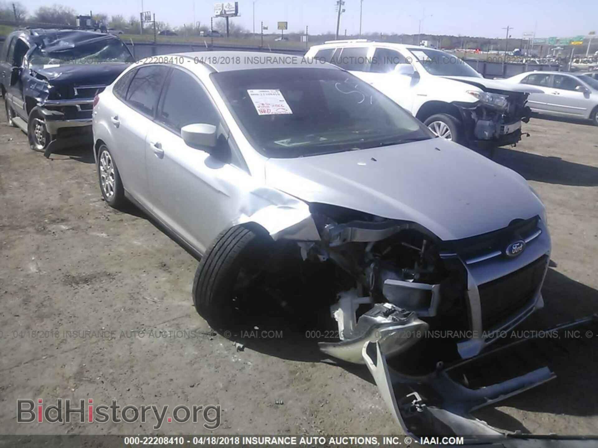 Photo 1FAHP3F21CL105731 - Ford Focus 2012