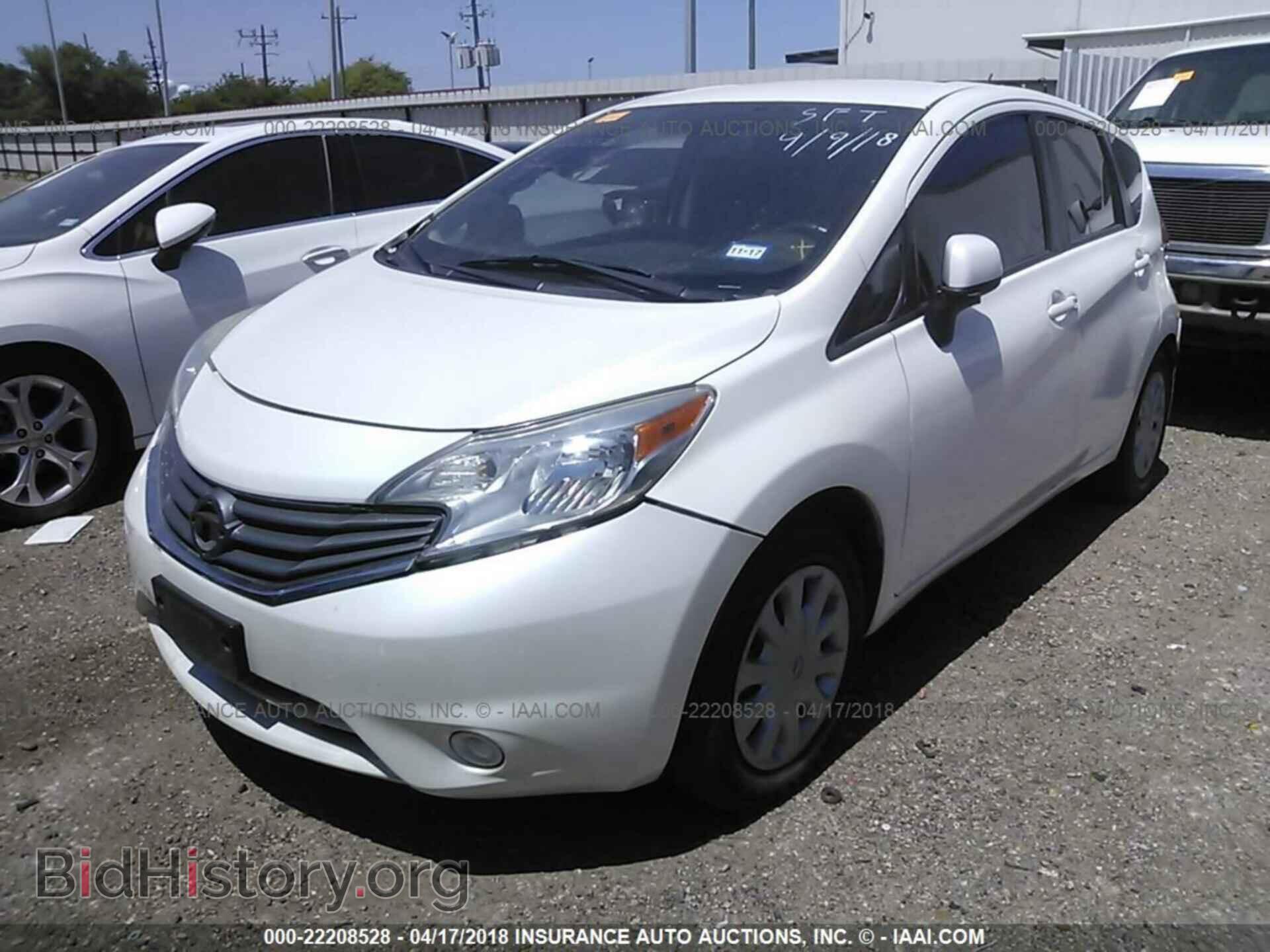 2014 Nissan Versa note - VIN: 3N1CE2CP7EL418426 - Фото 2