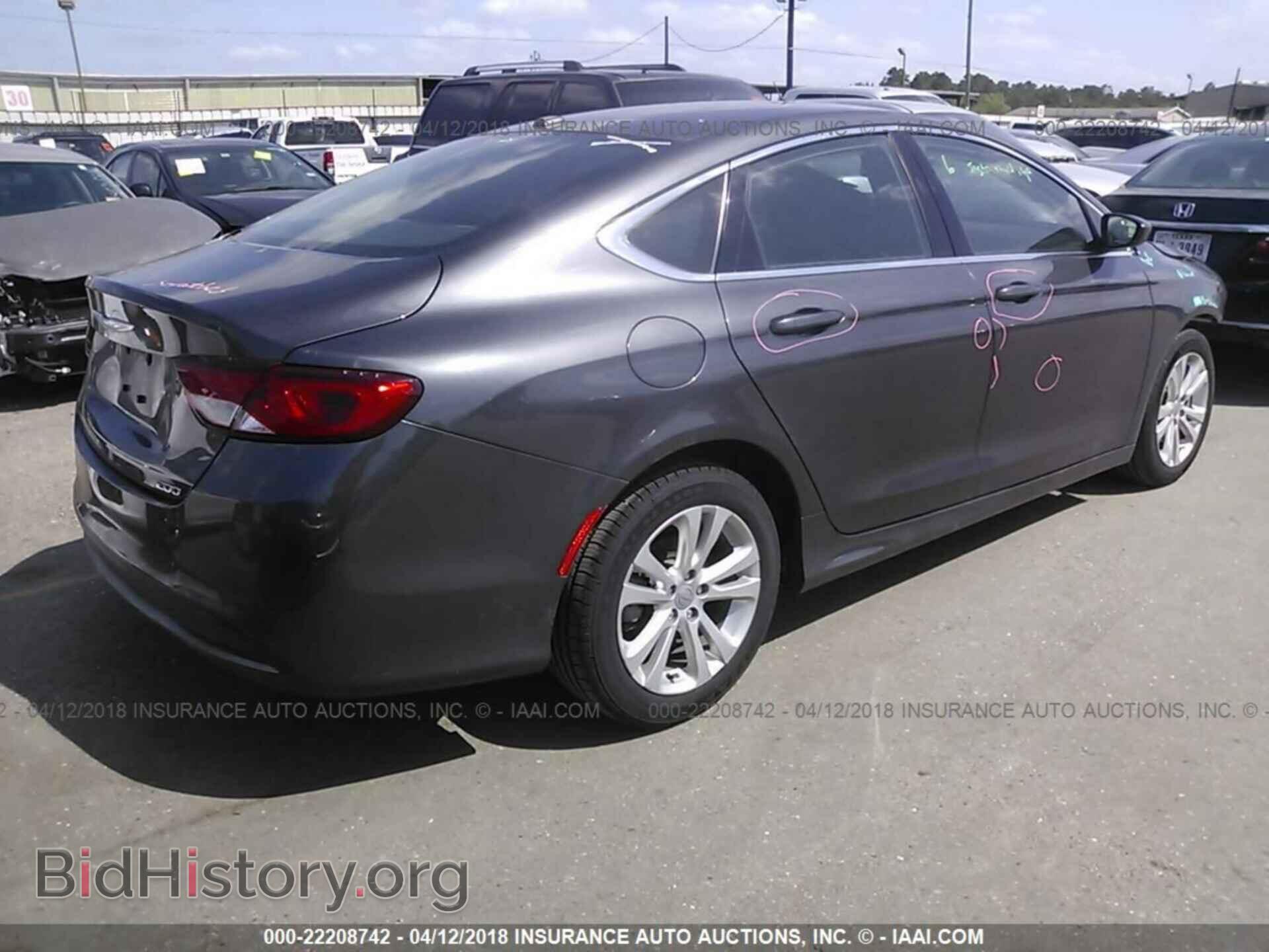 2016 Chrysler 200 - VIN: 1C3CCCAB2GN102794 - Фото 4