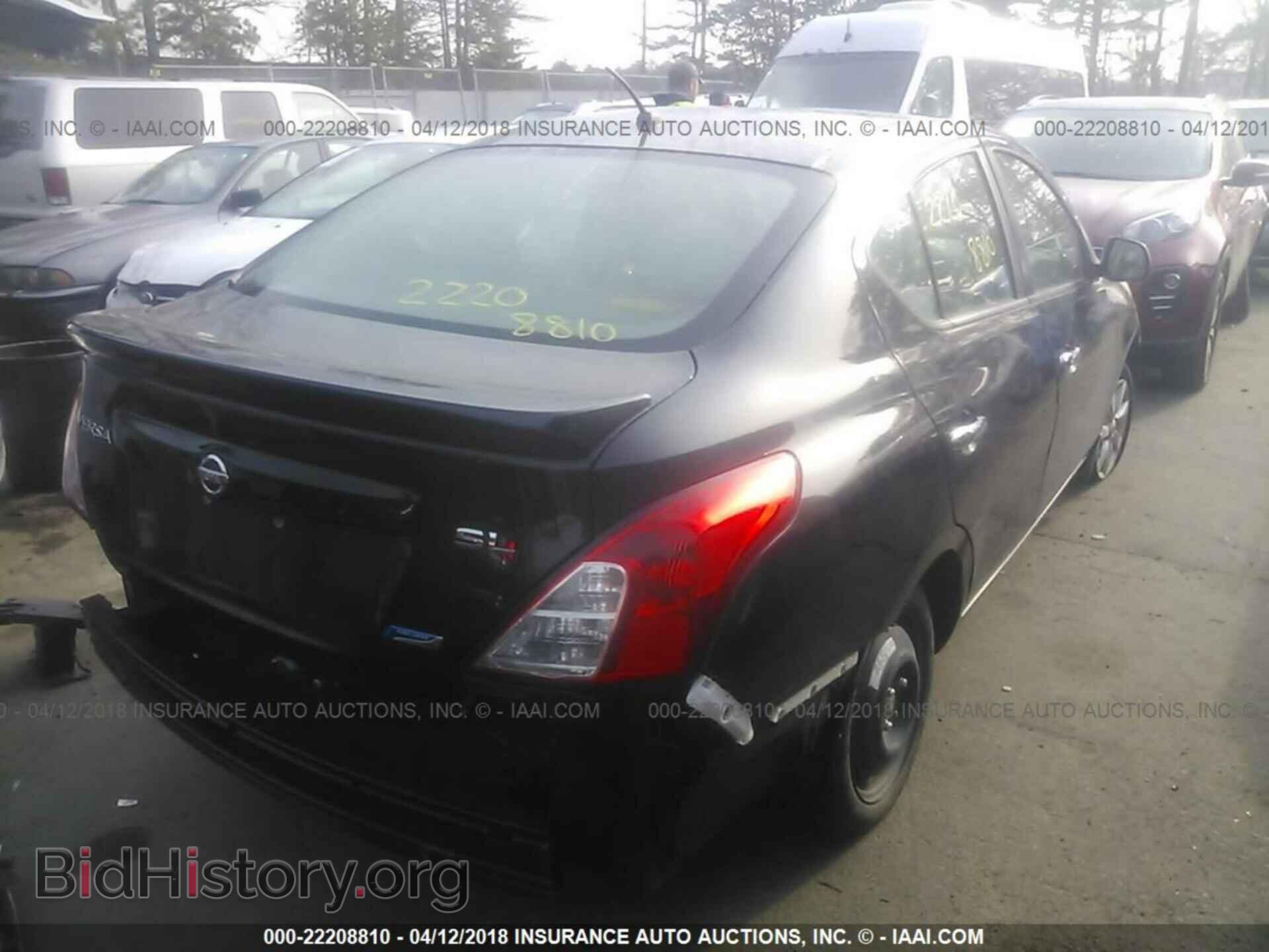2013 Nissan Versa - VIN: 3N1CN7AP4DL821875 - Фото 4