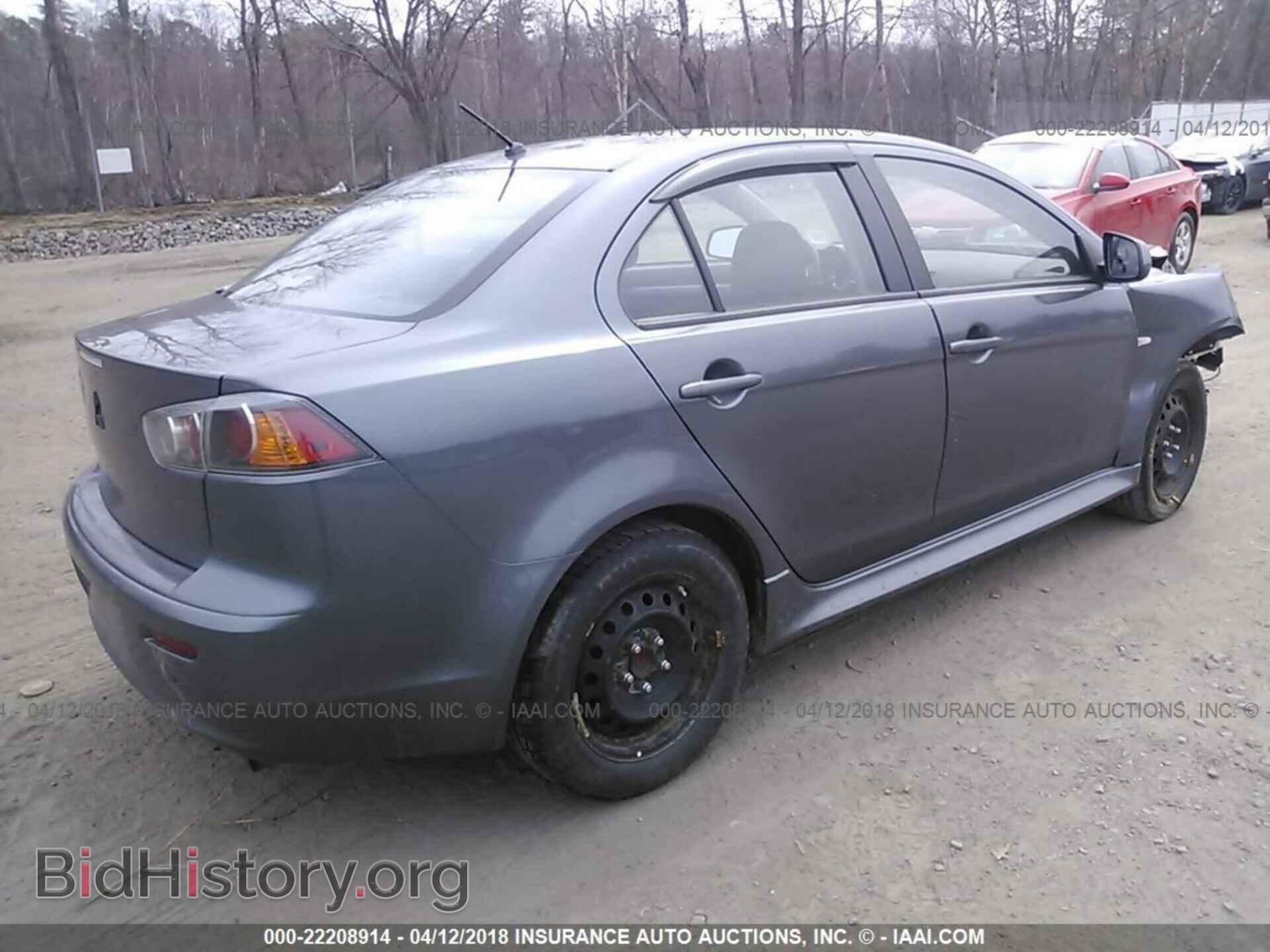 2011 Mitsubishi Lancer - VIN: JA32U2FU8BU043384 - Фото 4