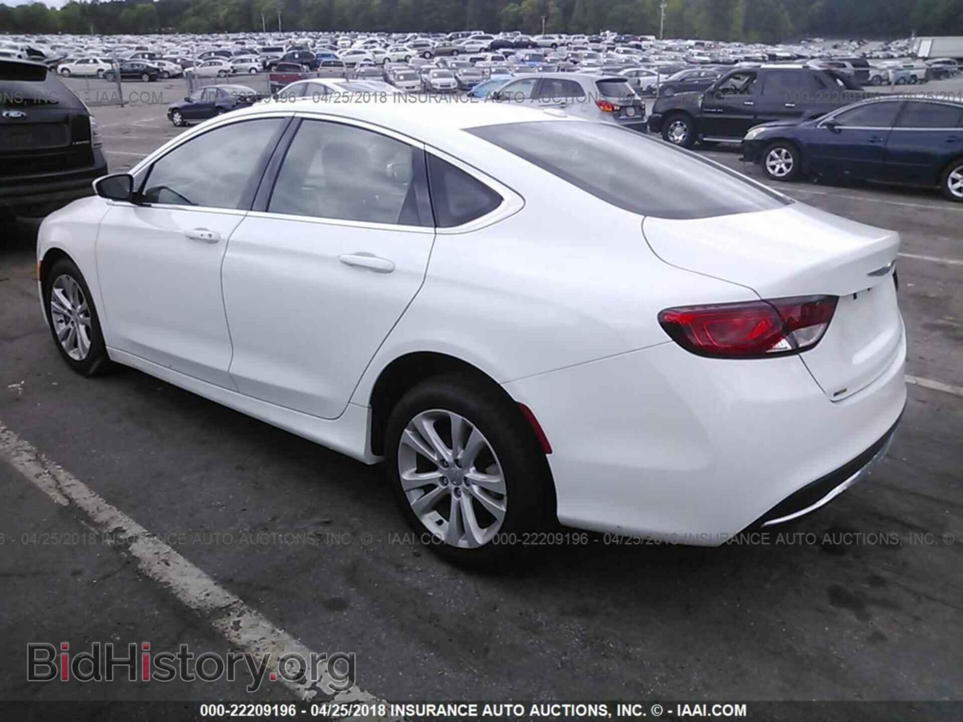 2015 Chrysler 200 - VIN: 1C3CCCAB2FN603795 - Photo 3