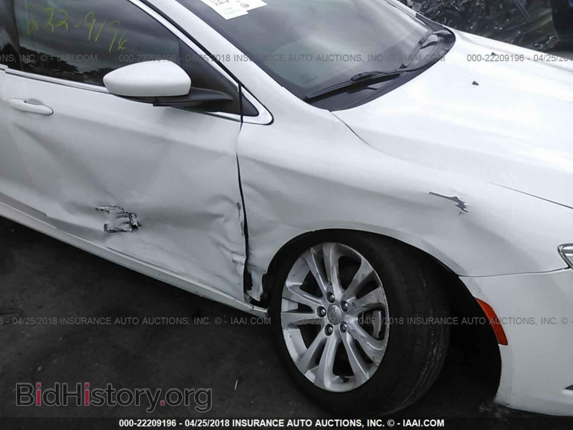 2015 Chrysler 200 - VIN: 1C3CCCAB2FN603795 - Photo 6