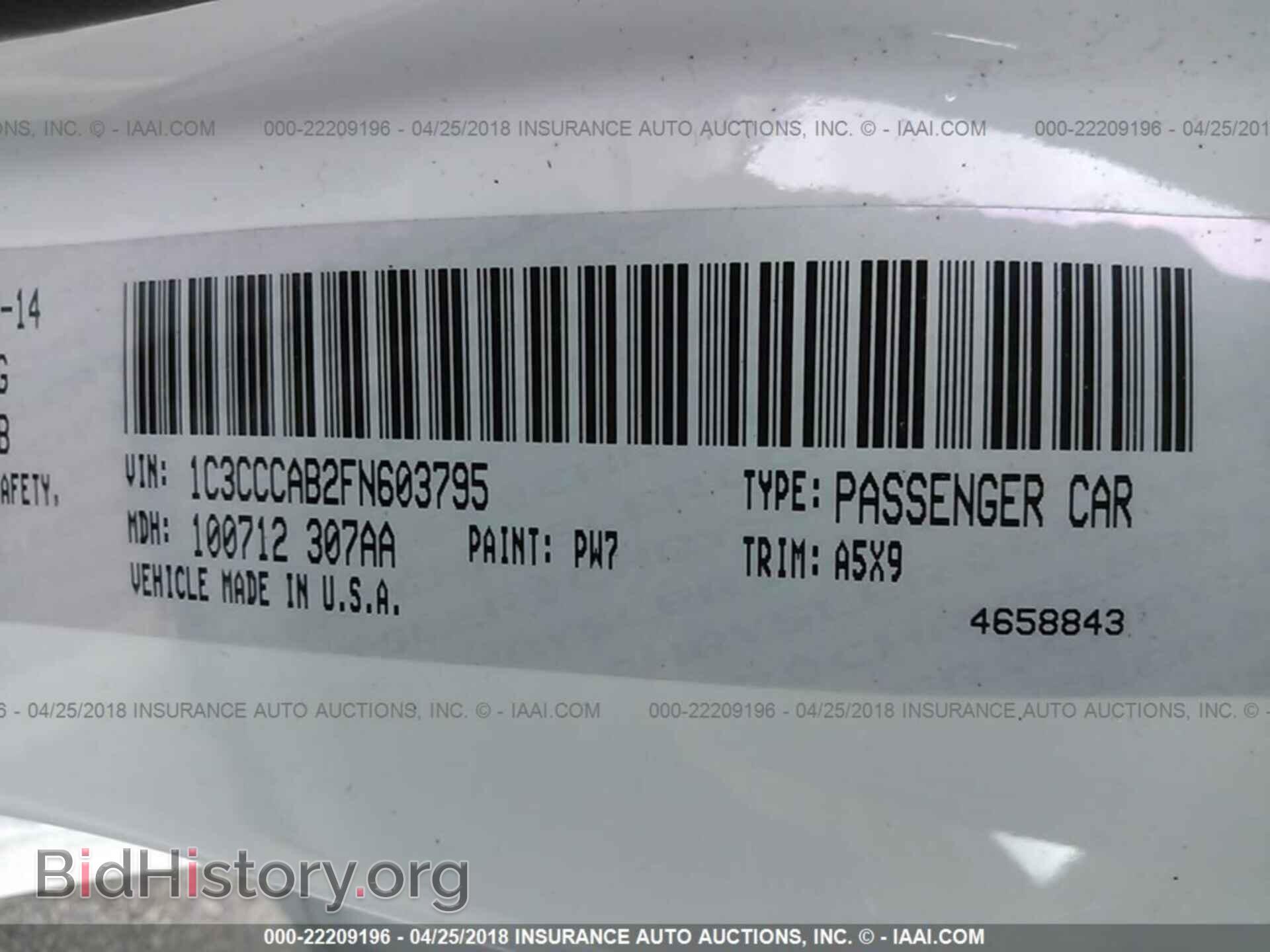 2015 Chrysler 200 - VIN: 1C3CCCAB2FN603795 - Photo 9