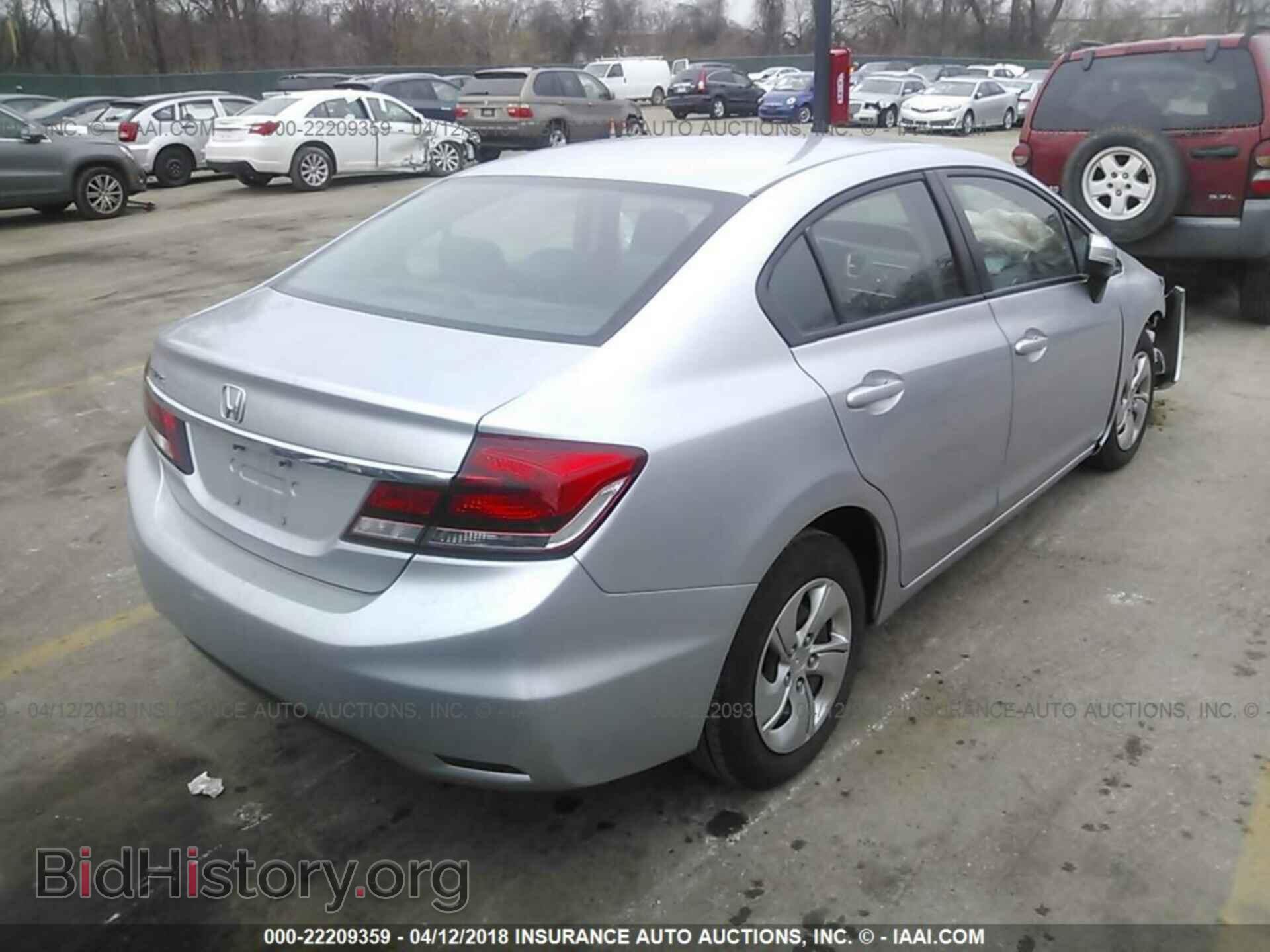 2014 Honda Civic - VIN: 19XFB2F59EE253545 - Photo 4