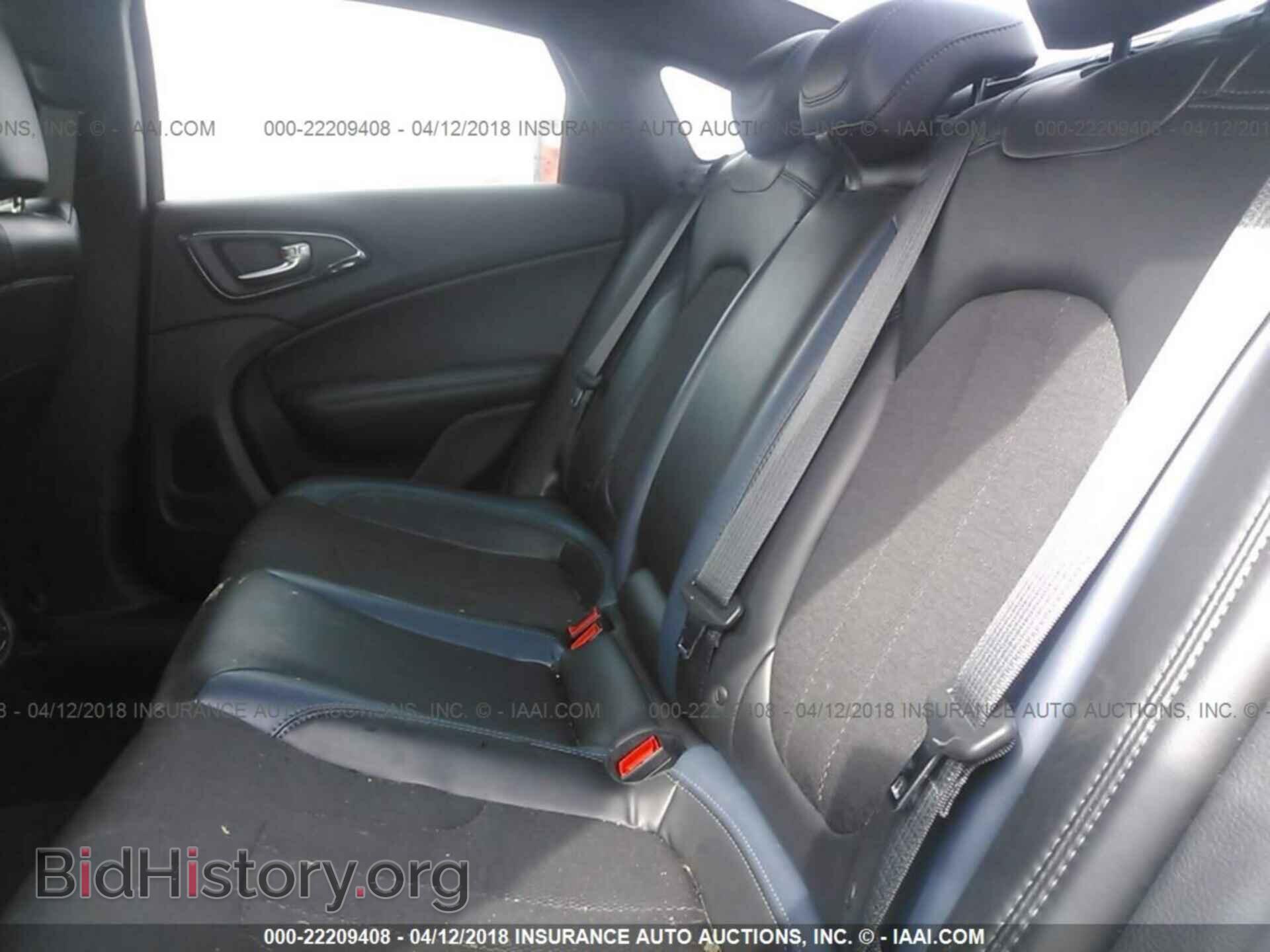 2015 Chrysler 200 - VIN: 1C3CCCBB9FN526292 - Photo 8