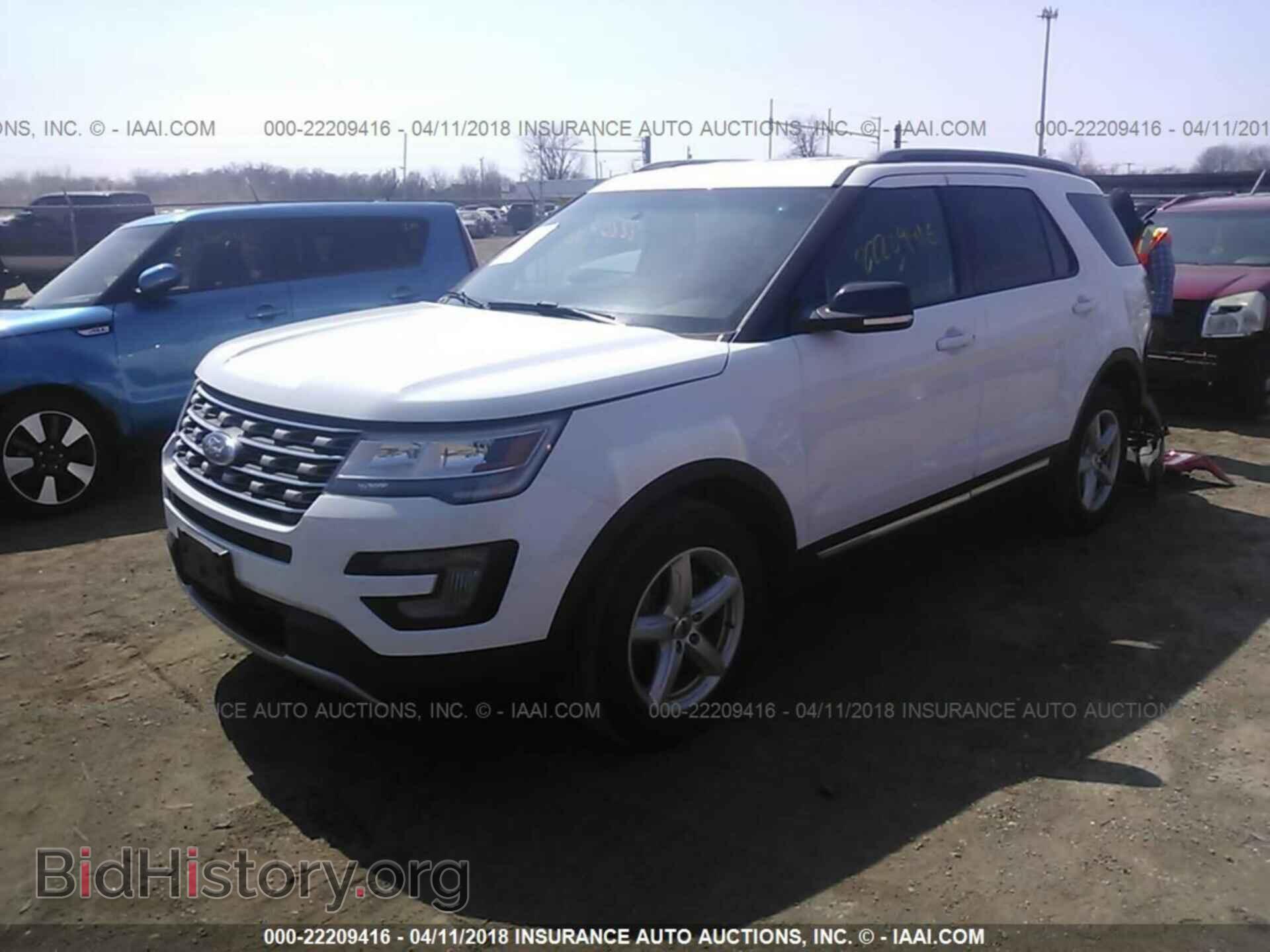 2017 Ford Explorer - VIN: 1FM5K8D86HGB16428 - Photo 2