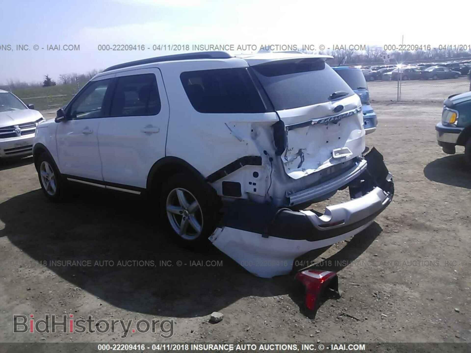 2017 Ford Explorer - VIN: 1FM5K8D86HGB16428 - Photo 3