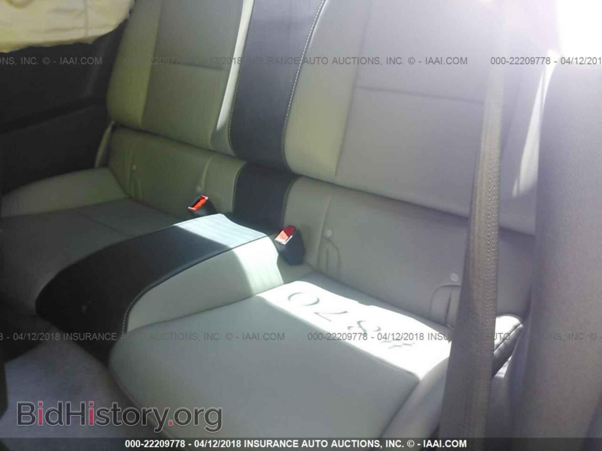 2013 Chevrolet Camaro - VIN: 2G1FC1E30D9201010 - Фото 8