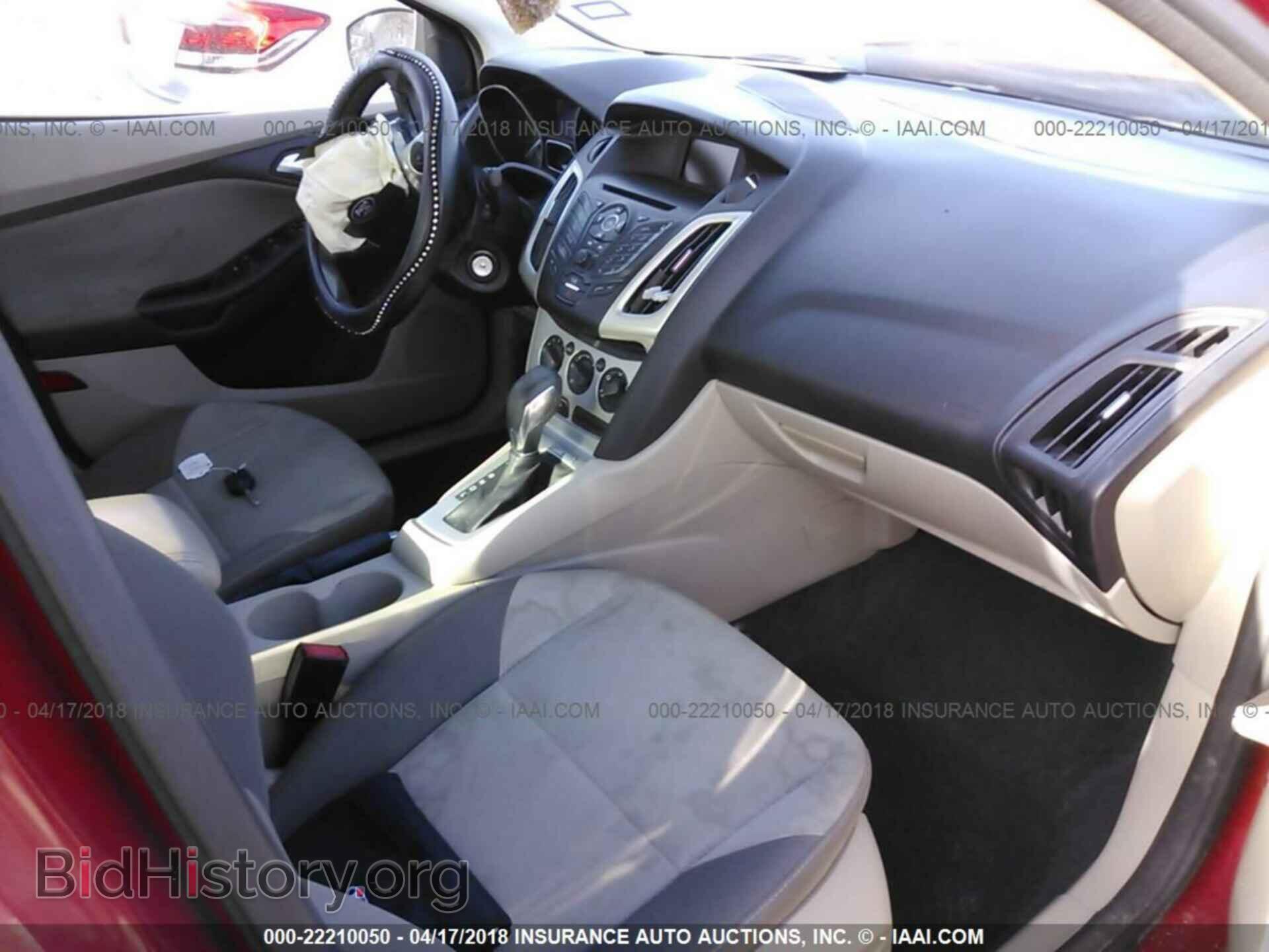 2012 Ford Focus - VIN: 1FAHP3F2XCL108398 - Photo 5