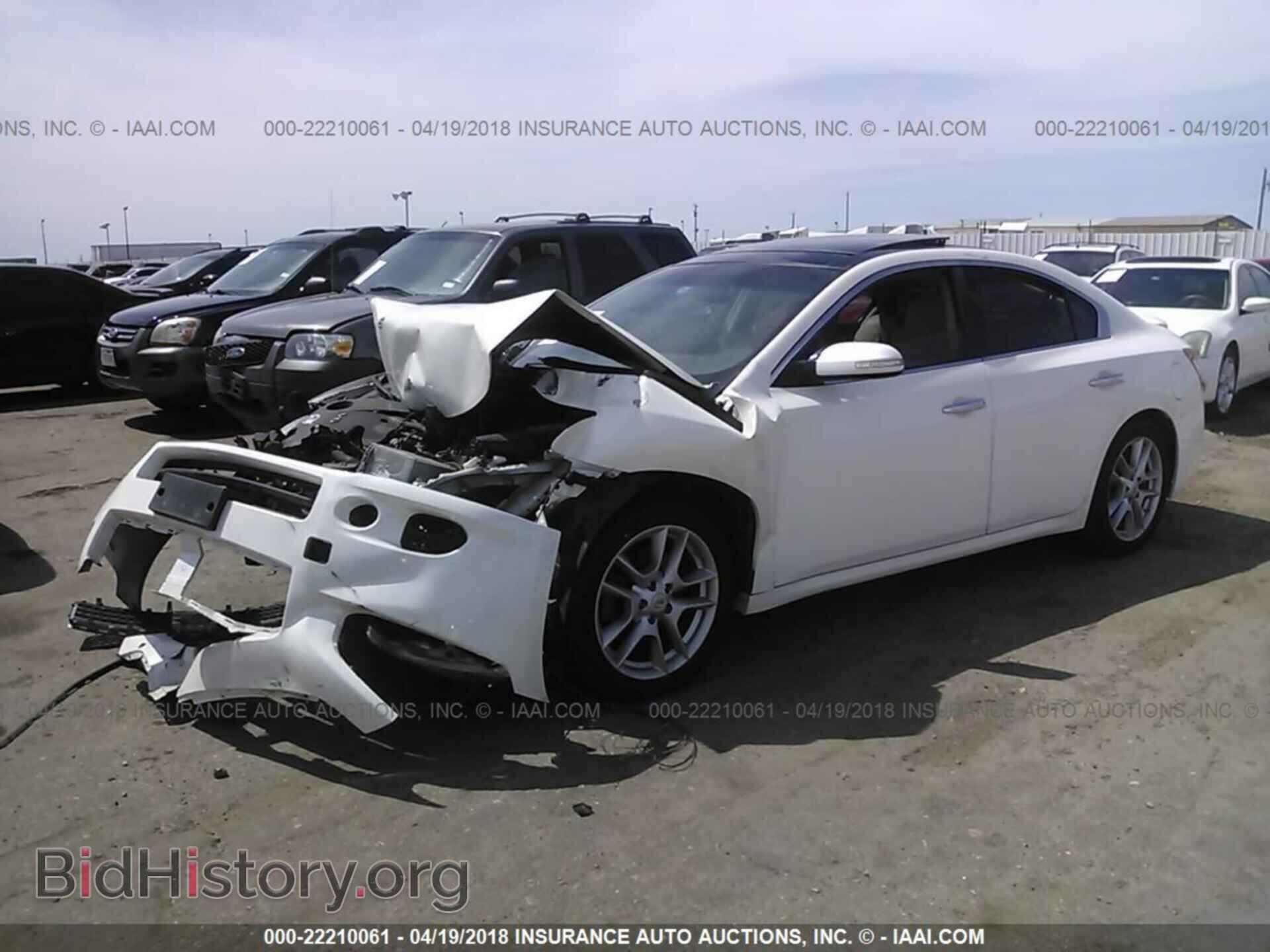 2011 Nissan Maxima - VIN: 1N4AA5AP4BC814380 - Фото 2