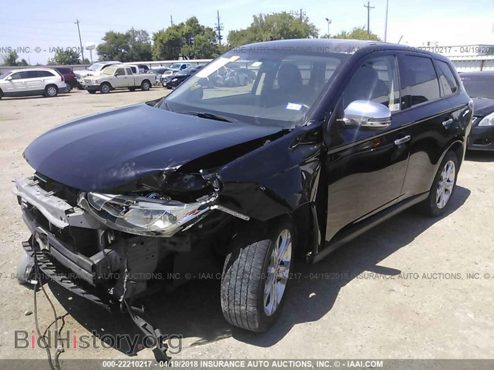 2014 Mitsubishi Outlander - VIN: JA4AD3A35EZ011351 - Фото 2