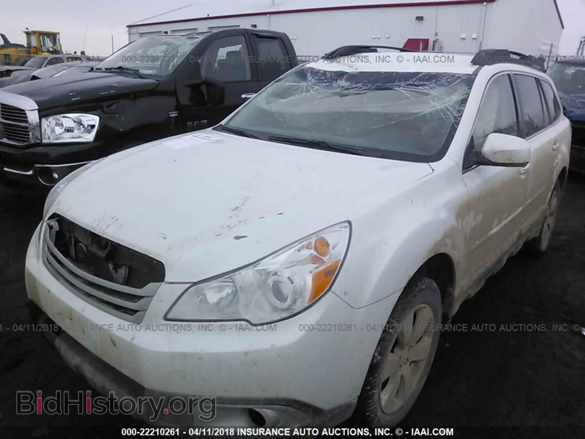 2012 Subaru Outback - VIN: 4S4BRCCCXC3274990 - Photo 6
