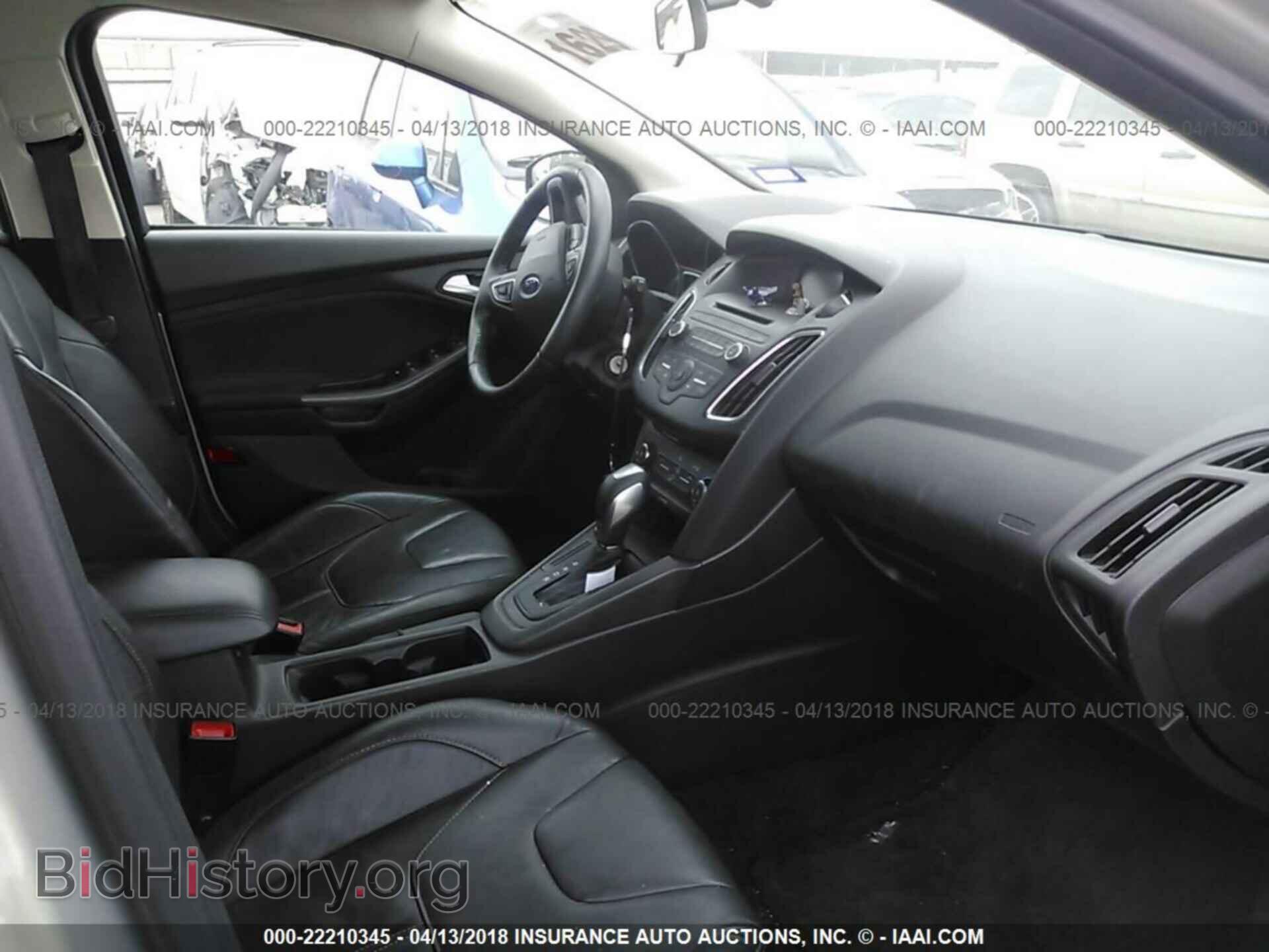 2015 Ford Focus - VIN: 1FADP3K26FL330199 - Photo 5