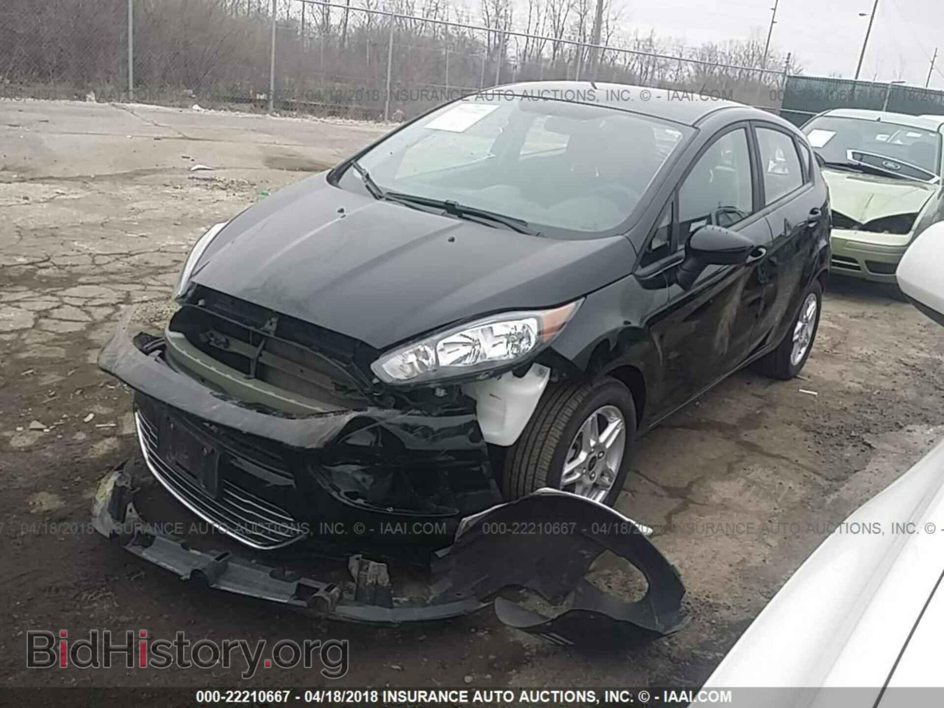 2017 Ford Fiesta - VIN: 3FADP4EJ1HM103612 - Photo 2