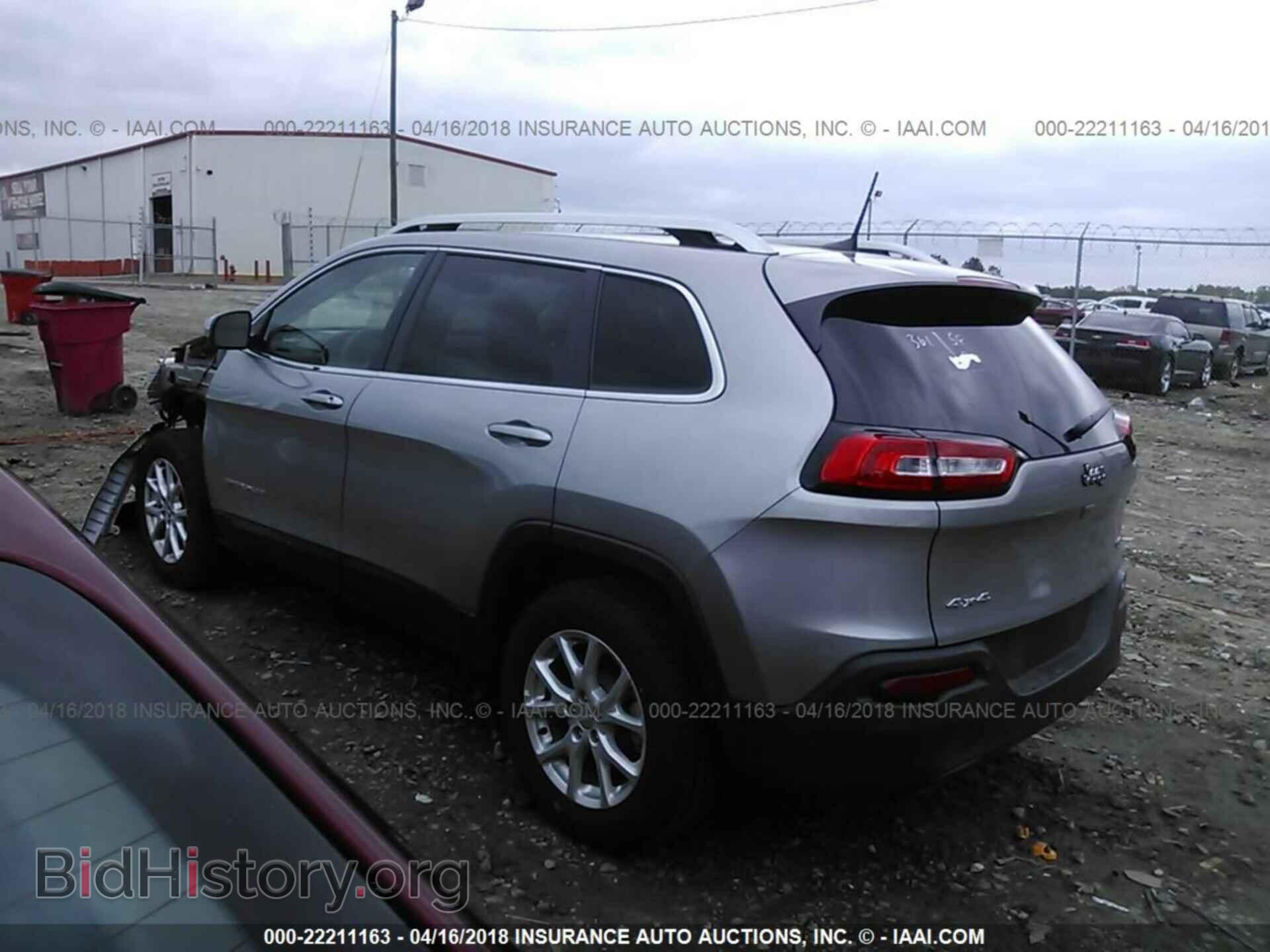 2018 Jeep Cherokee - VIN: 1C4PJMCBXJD534357 - Фото 3