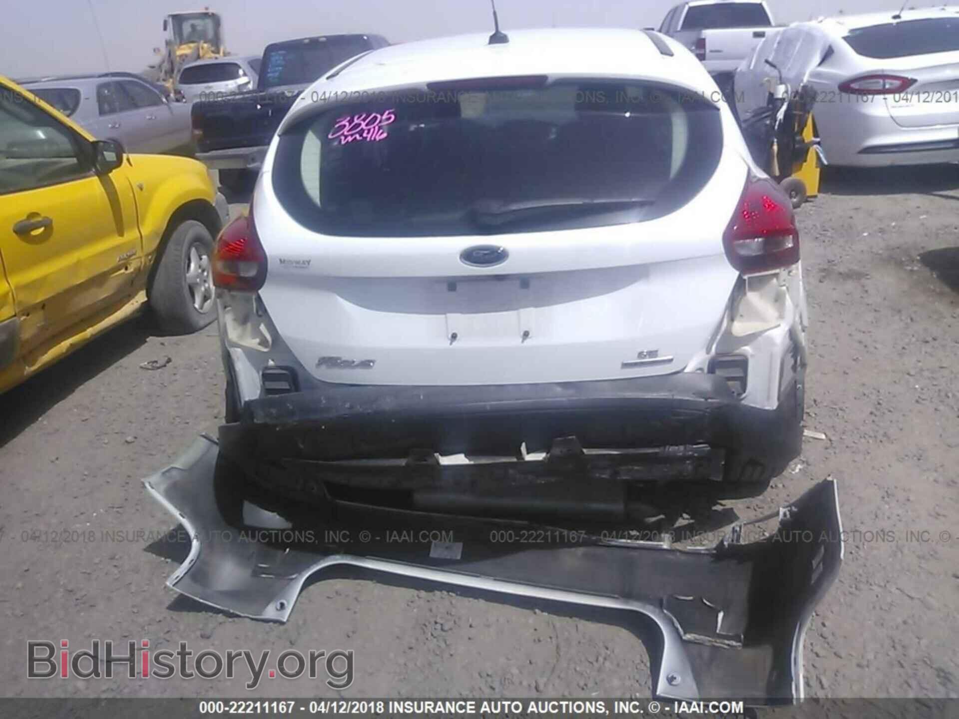 2015 Ford Focus - VIN: 1FADP3K22FL223571 - Photo 6
