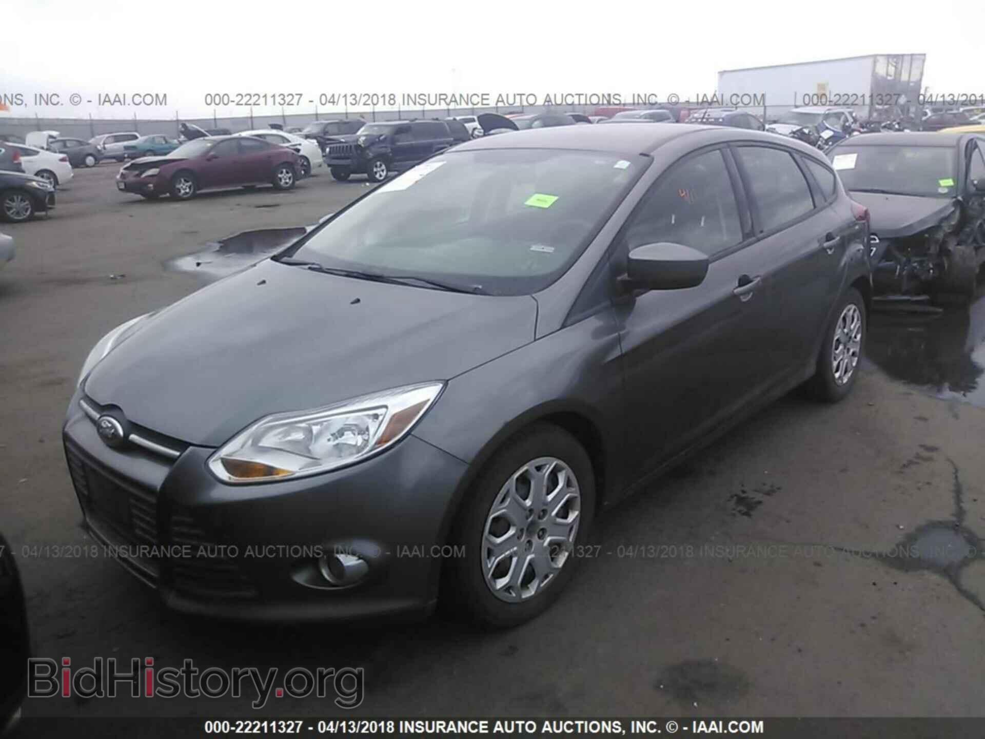 2012 Ford Focus - VIN: 1FAHP3K2XCL466221 - Фото 2