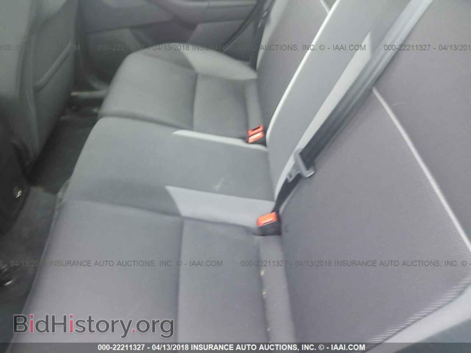 2012 Ford Focus - VIN: 1FAHP3K2XCL466221 - Фото 8
