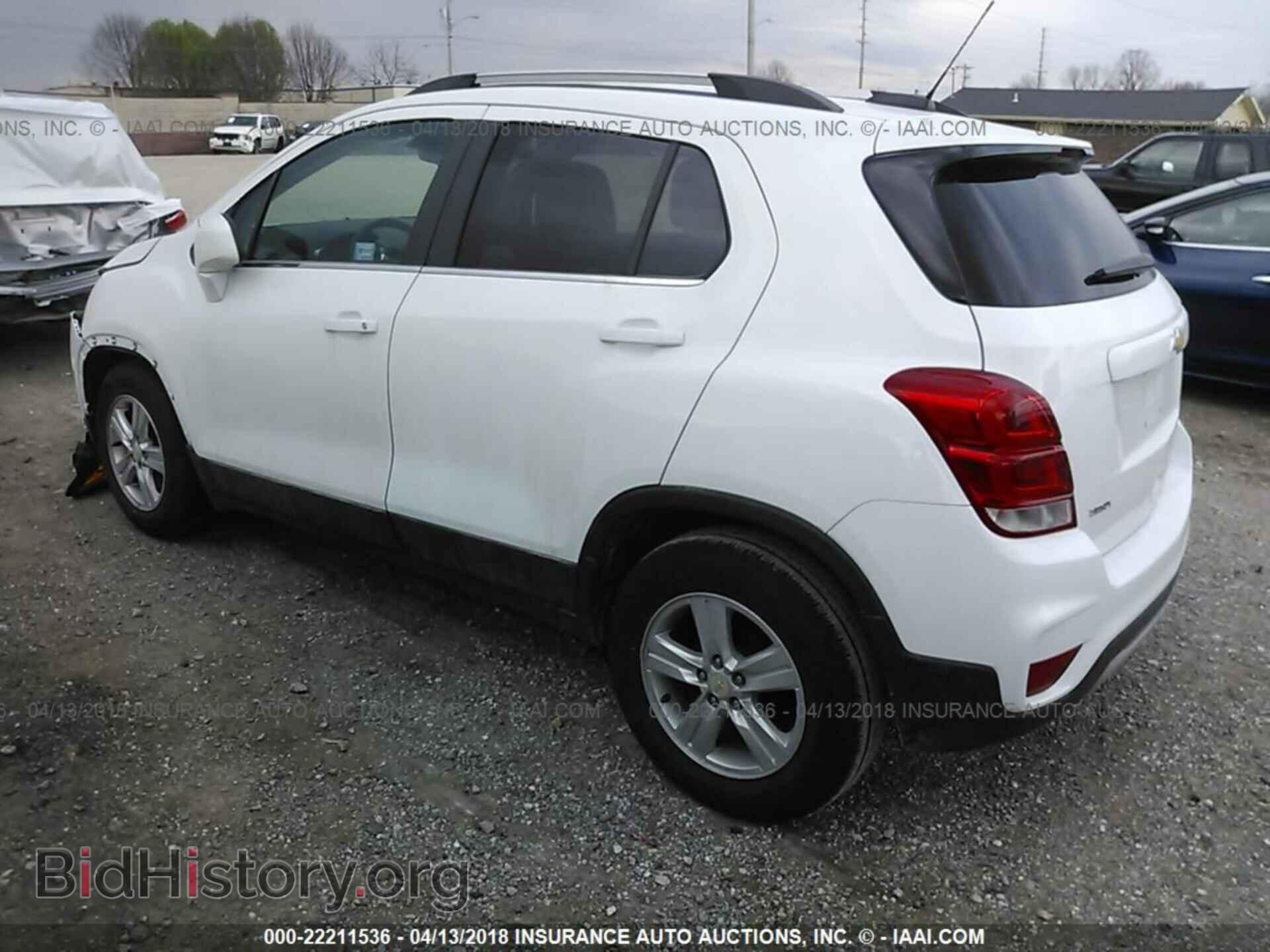 2017 Chevrolet Trax - VIN: 3GNCJLSB5HL134065 - Фото 3