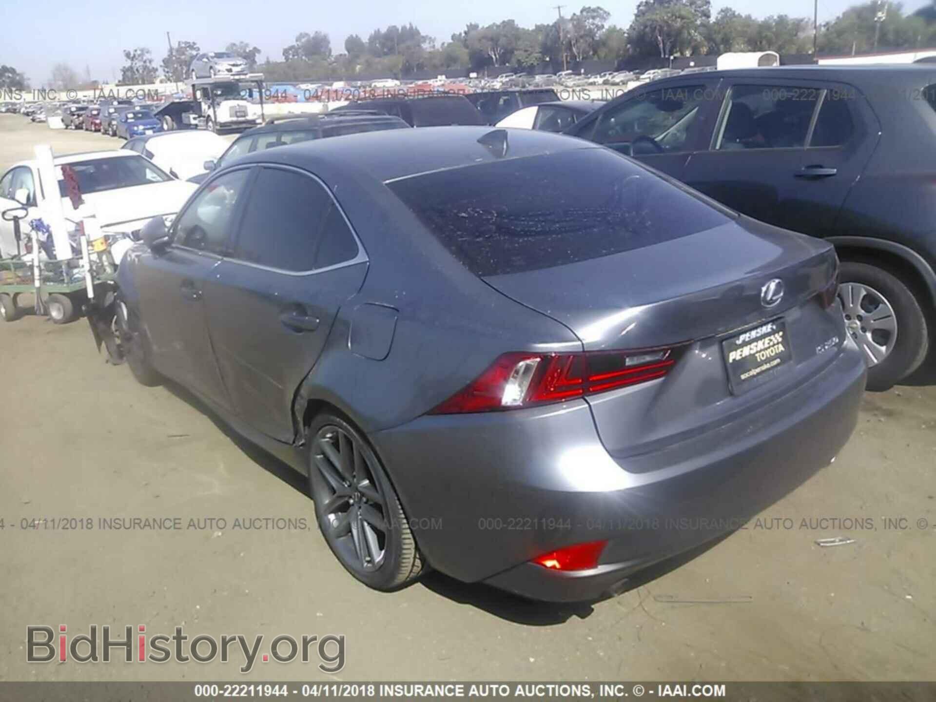 2014 Lexus Is - VIN: JTHBF1D22E5043191 - Photo 3