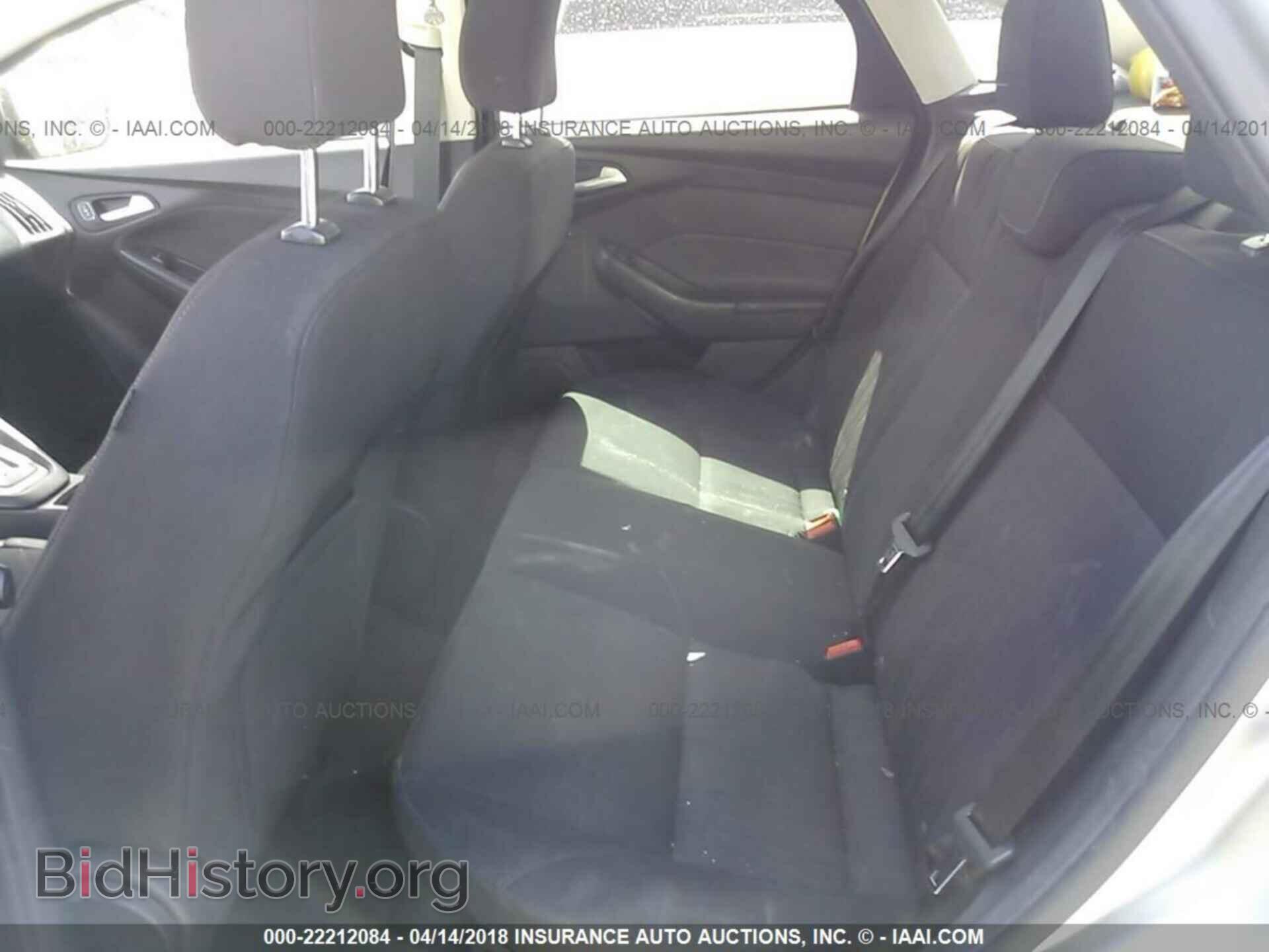 2015 Ford Focus - VIN: 1FADP3F27FL301661 - Photo 8