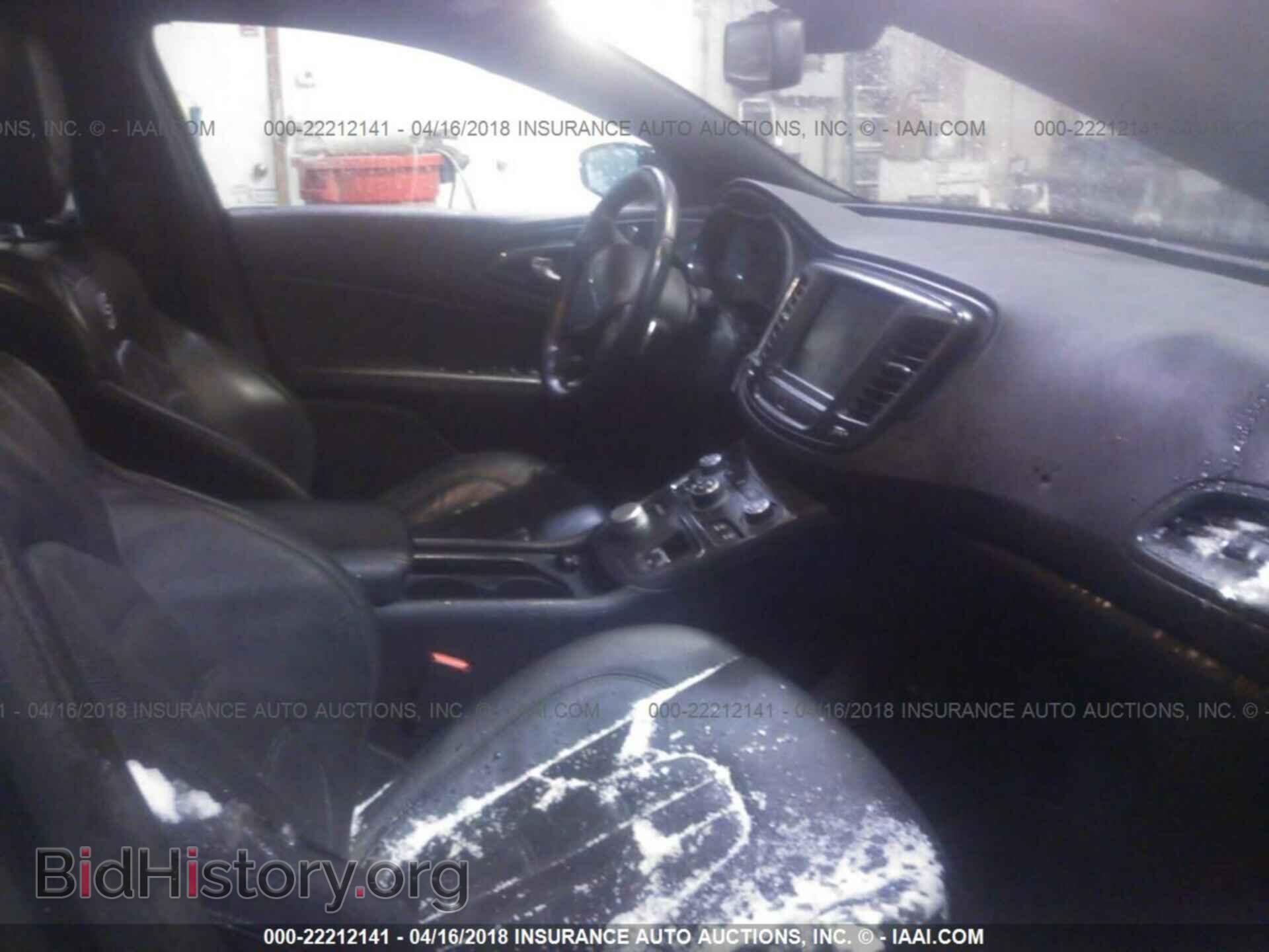 2015 Chrysler 200 - VIN: 1C3CCCBB8FN748094 - Photo 5