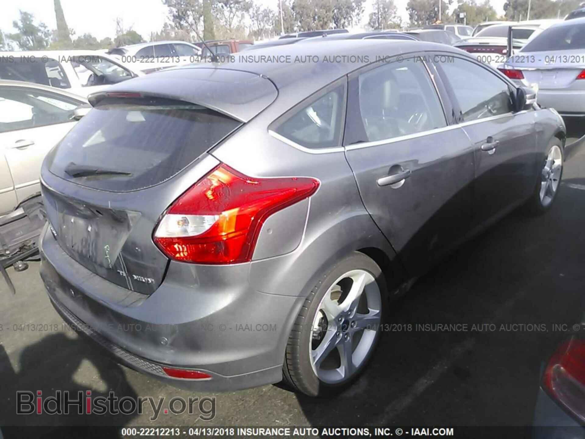 2014 Ford Focus - VIN: 1FADP3N27EL264403 - Photo 4