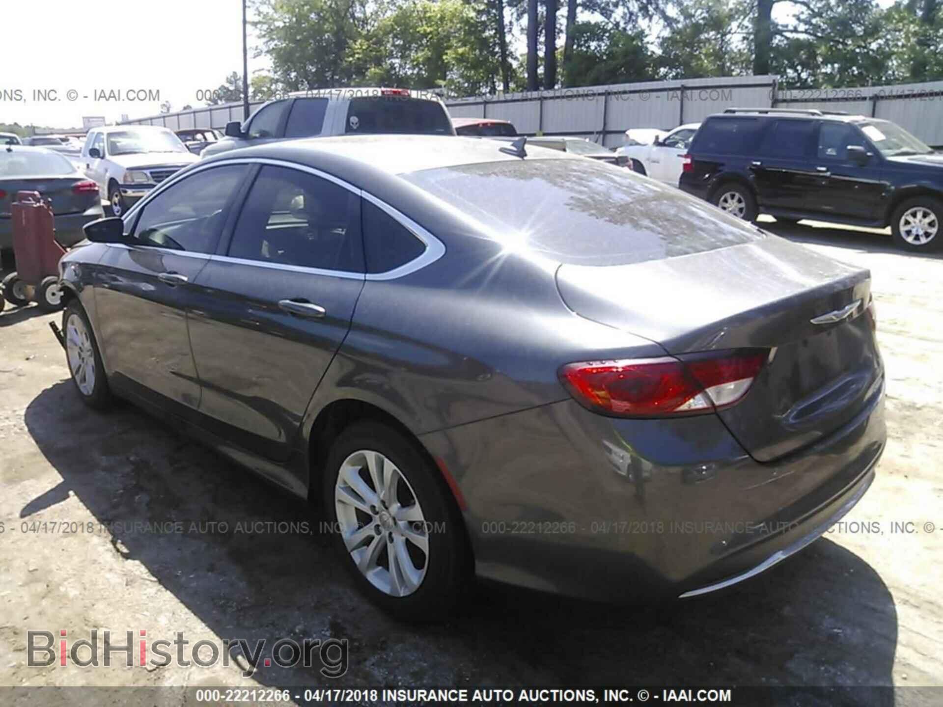 2015 Chrysler 200 - VIN: 1C3CCCAB4FN615009 - Фото 3