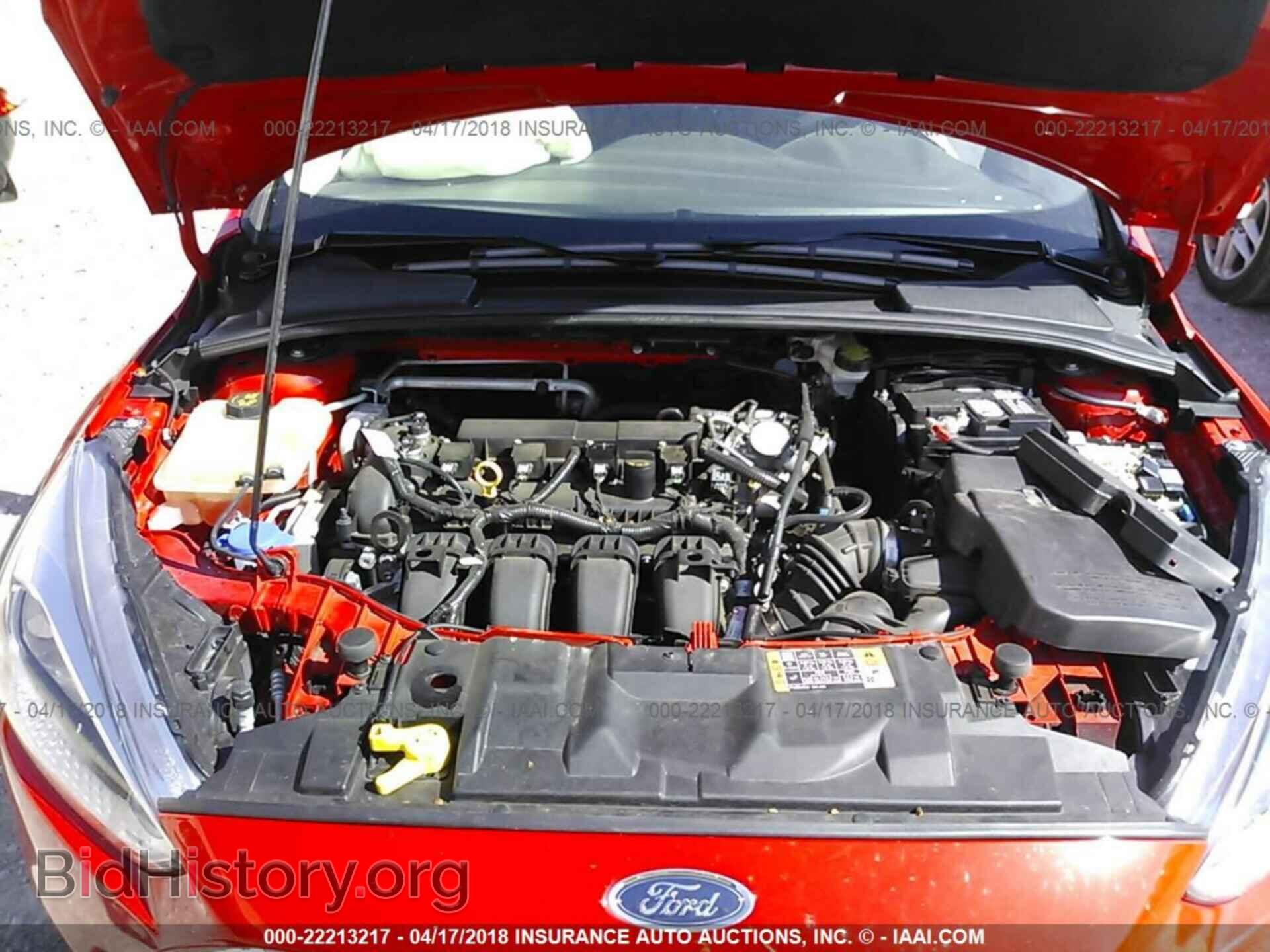 2016 Ford Focus - VIN: 1FADP3F29GL356632 - Photo 10