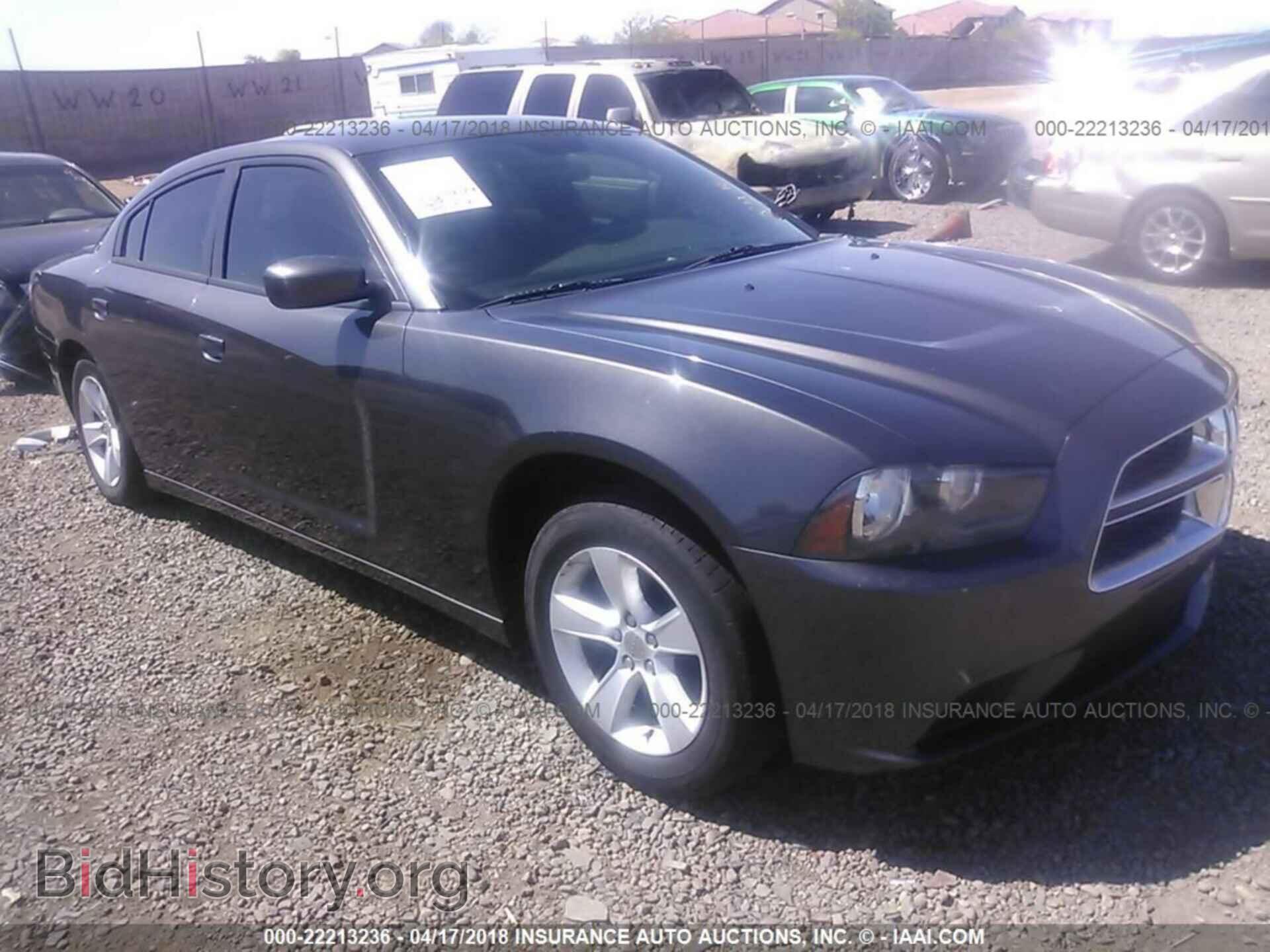 Photo 2C3CDXBG4DH604421 - Dodge Charger 2013