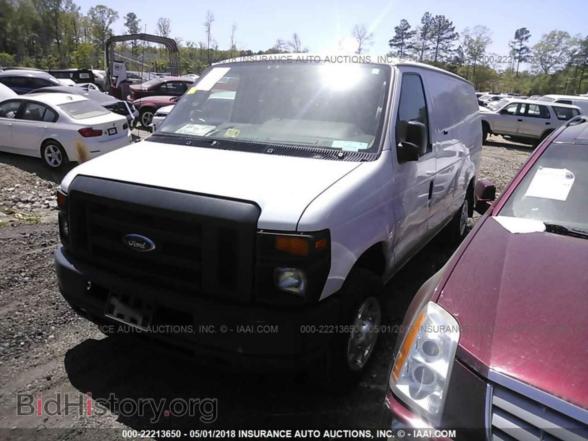 2012 Ford Econoline - VIN: 1FTNE1EL0CDA24117 - Фото 2