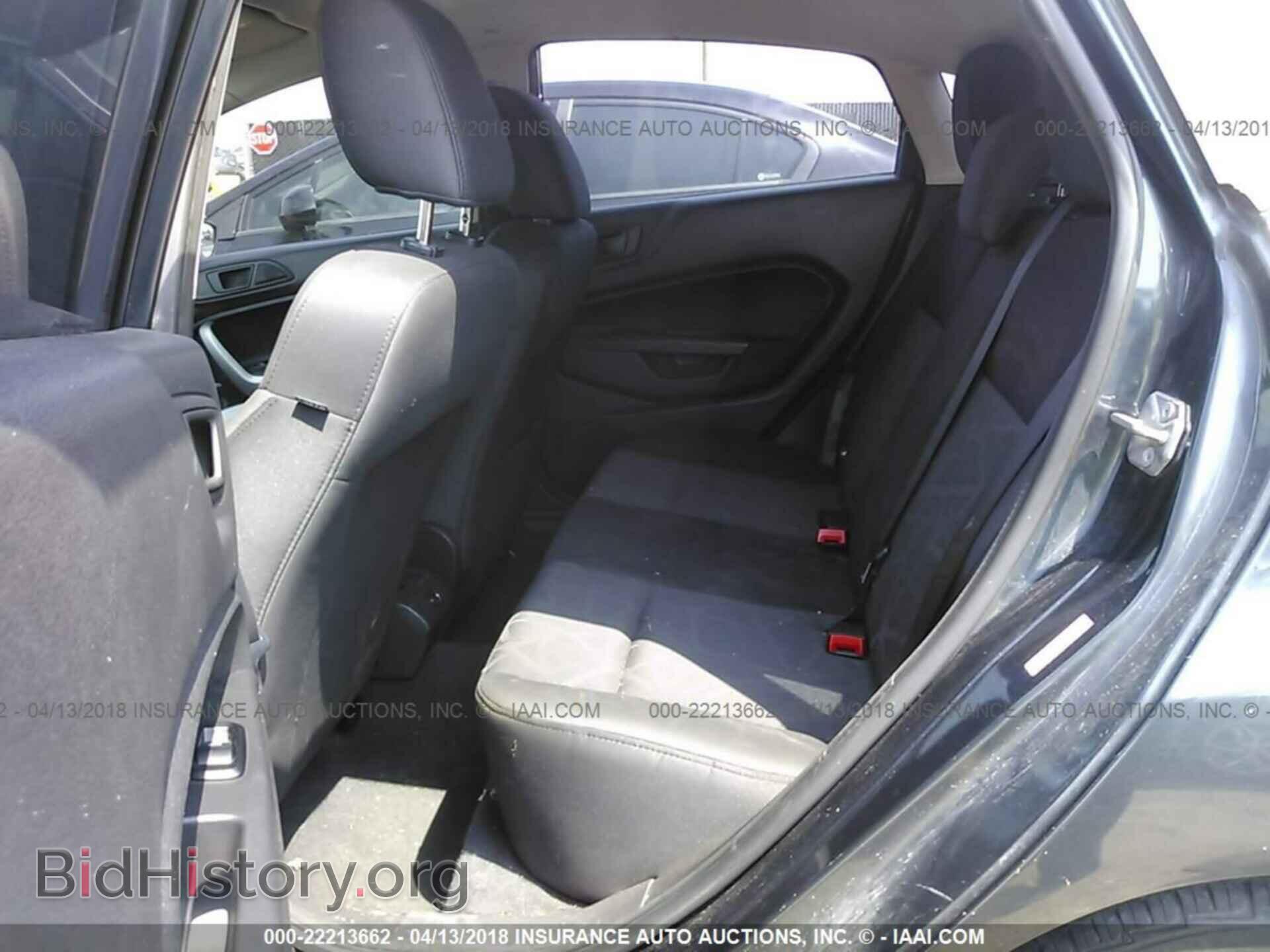2011 Ford Fiesta - VIN: 3FADP4EJ8BM221471 - Фото 8