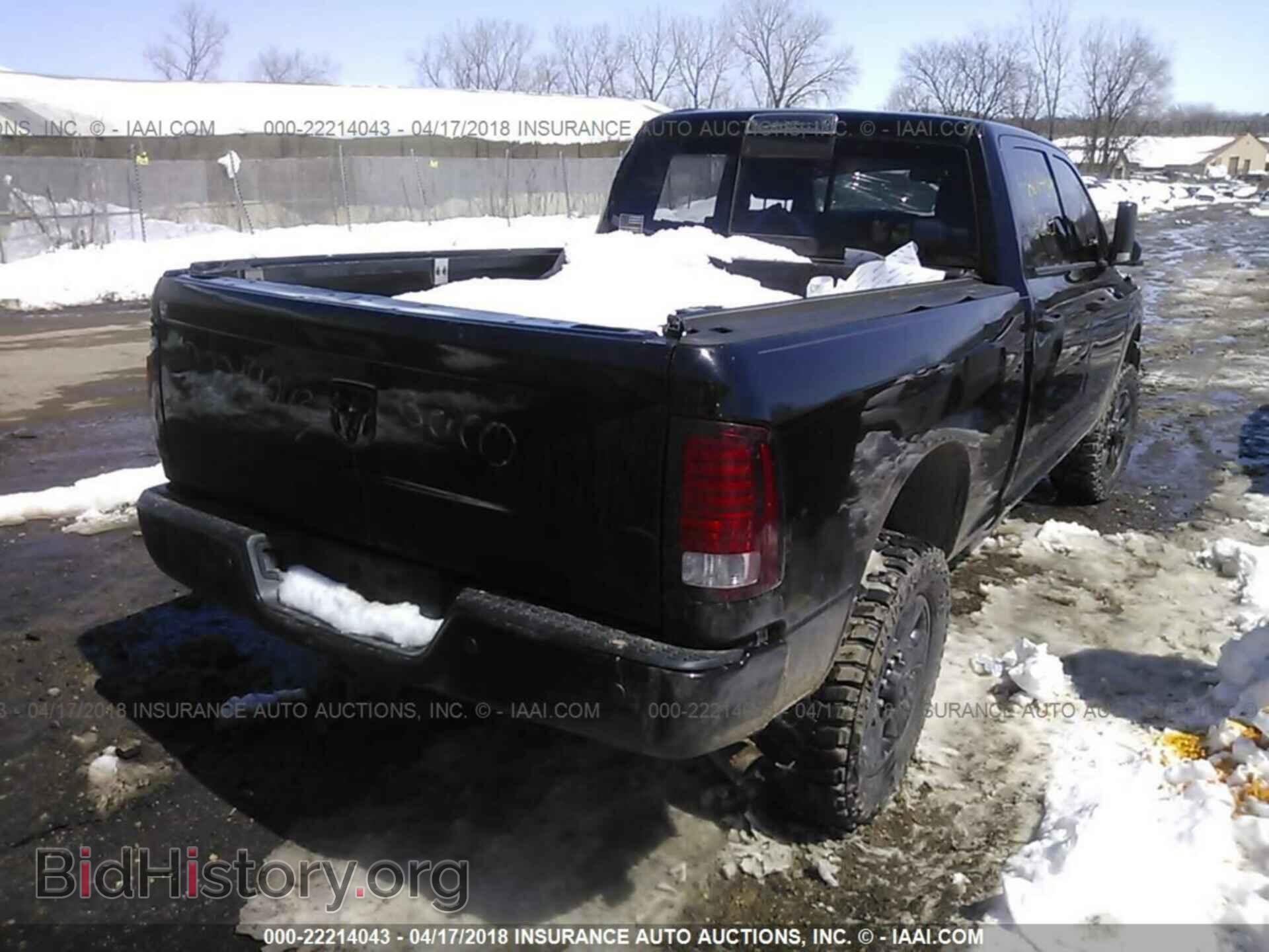 2014 Ram 3500 - VIN: 3C63R3DJXEG220134 - Фото 4