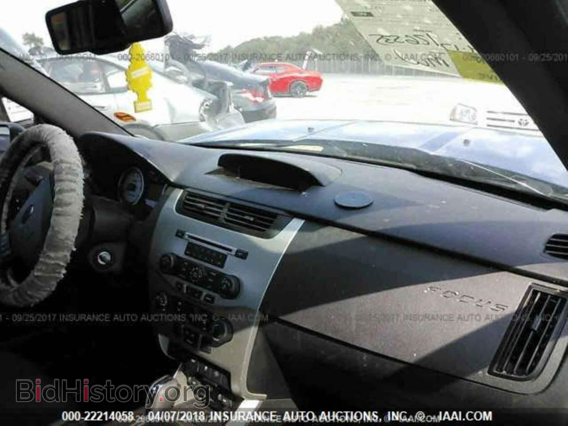 2011 Ford Focus - VIN: 1FAHP3FN8BW129371 - Фото 5