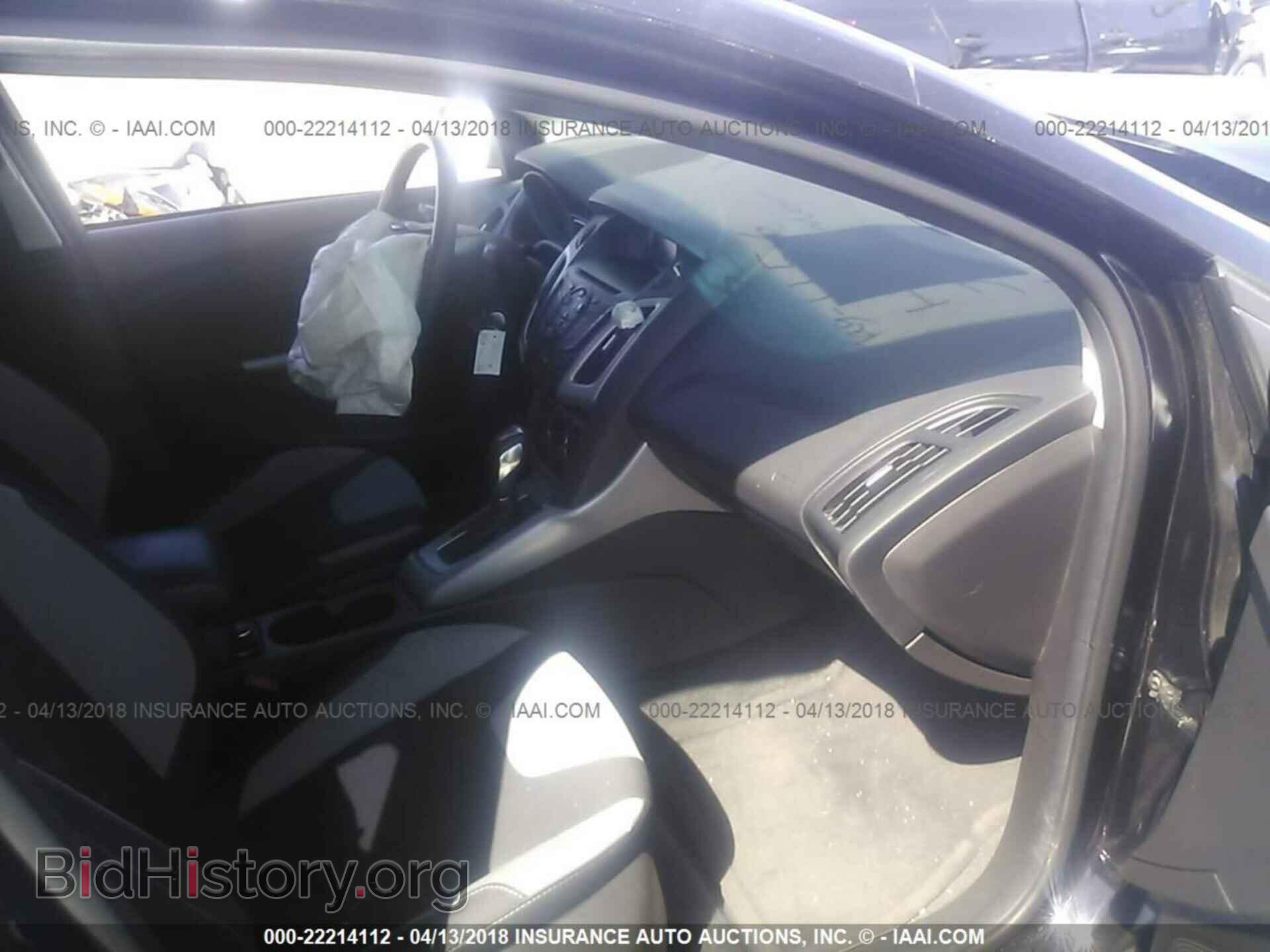 2012 Ford Focus - VIN: 1FAHP3K22CL429809 - Фото 5