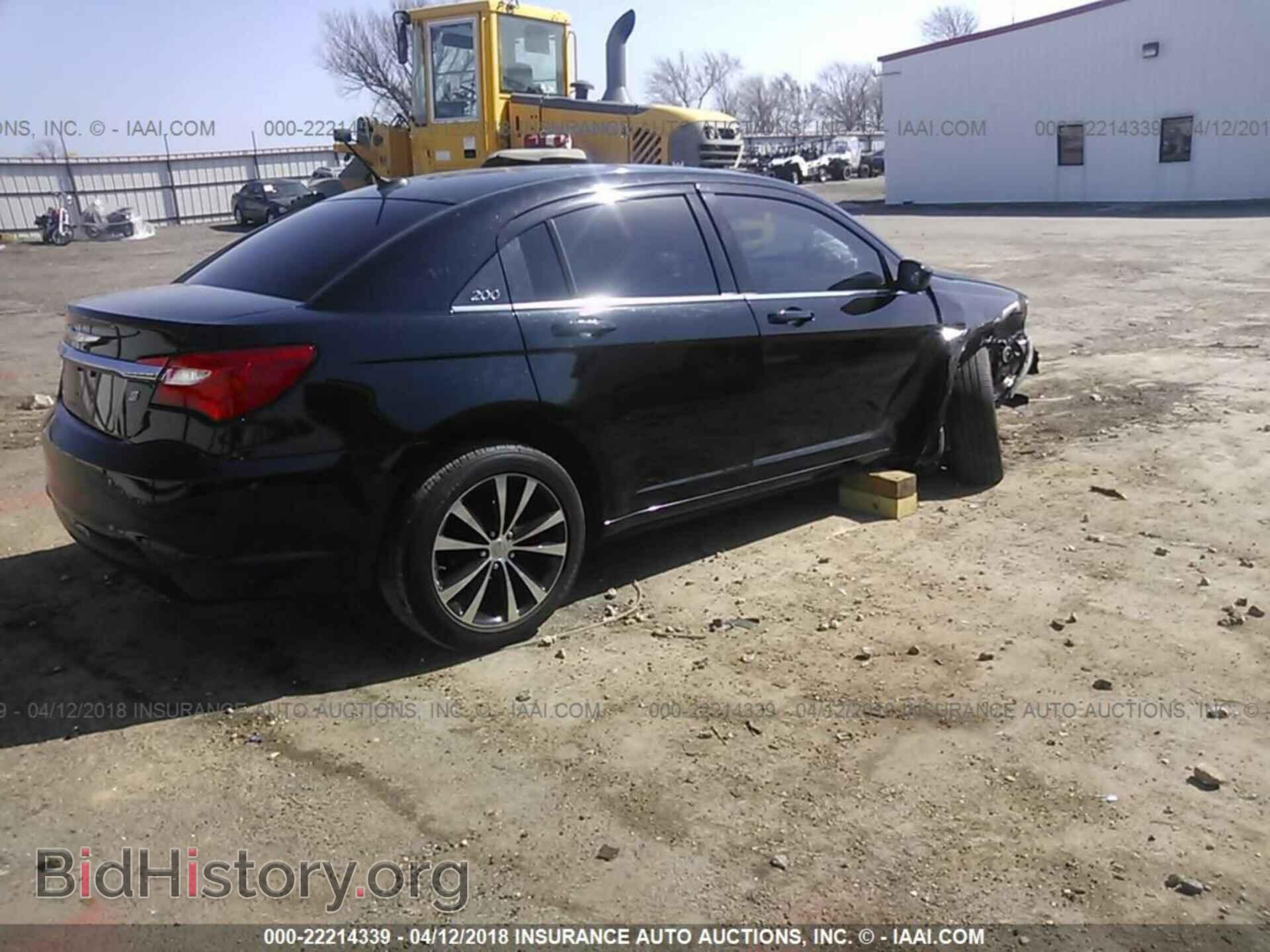 2012 Chrysler 200 - VIN: 1C3CCBHG4CN257451 - Фото 4