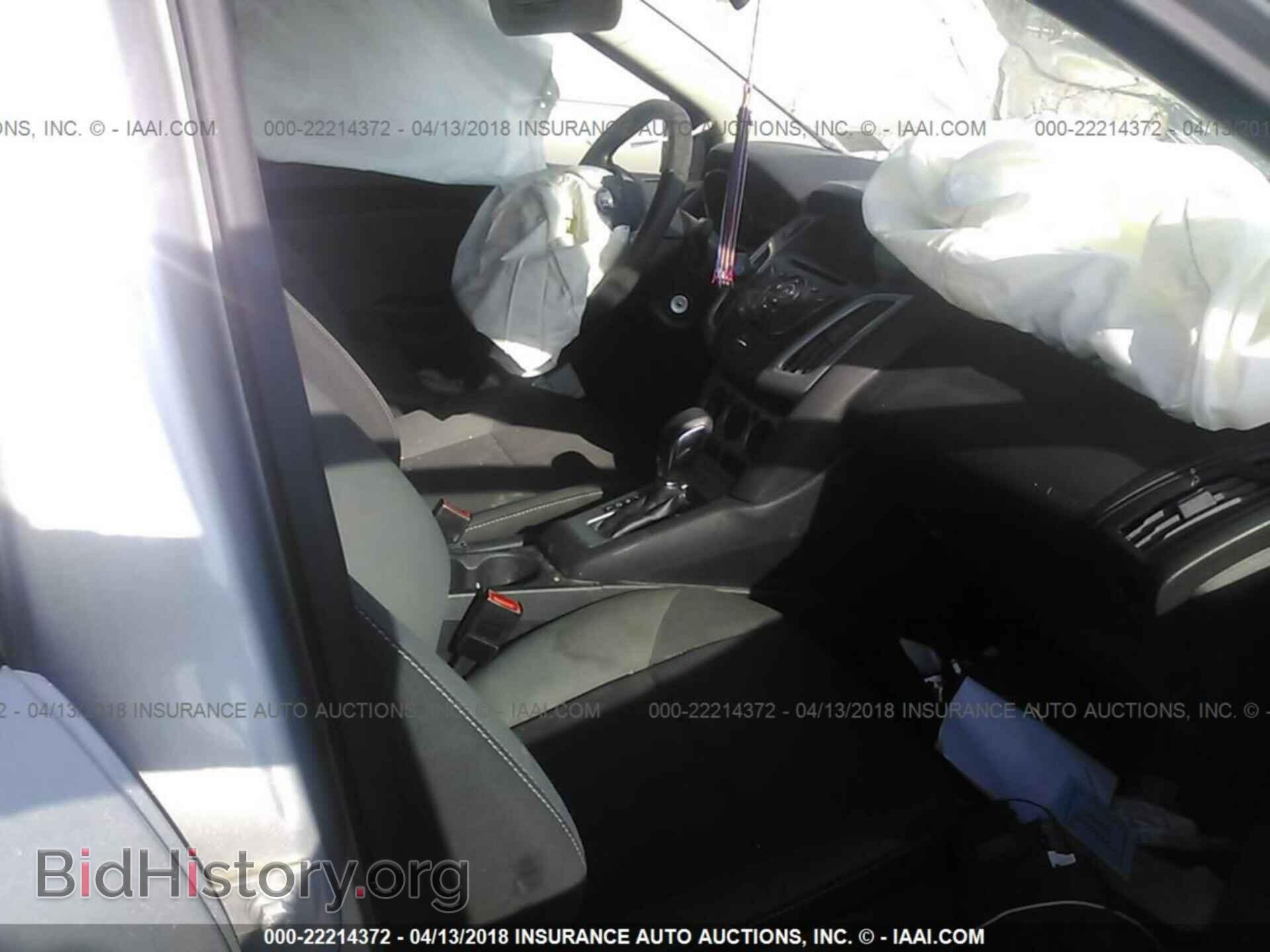 2012 Ford Focus - VIN: 1FAHP3F21CL142021 - Фото 5