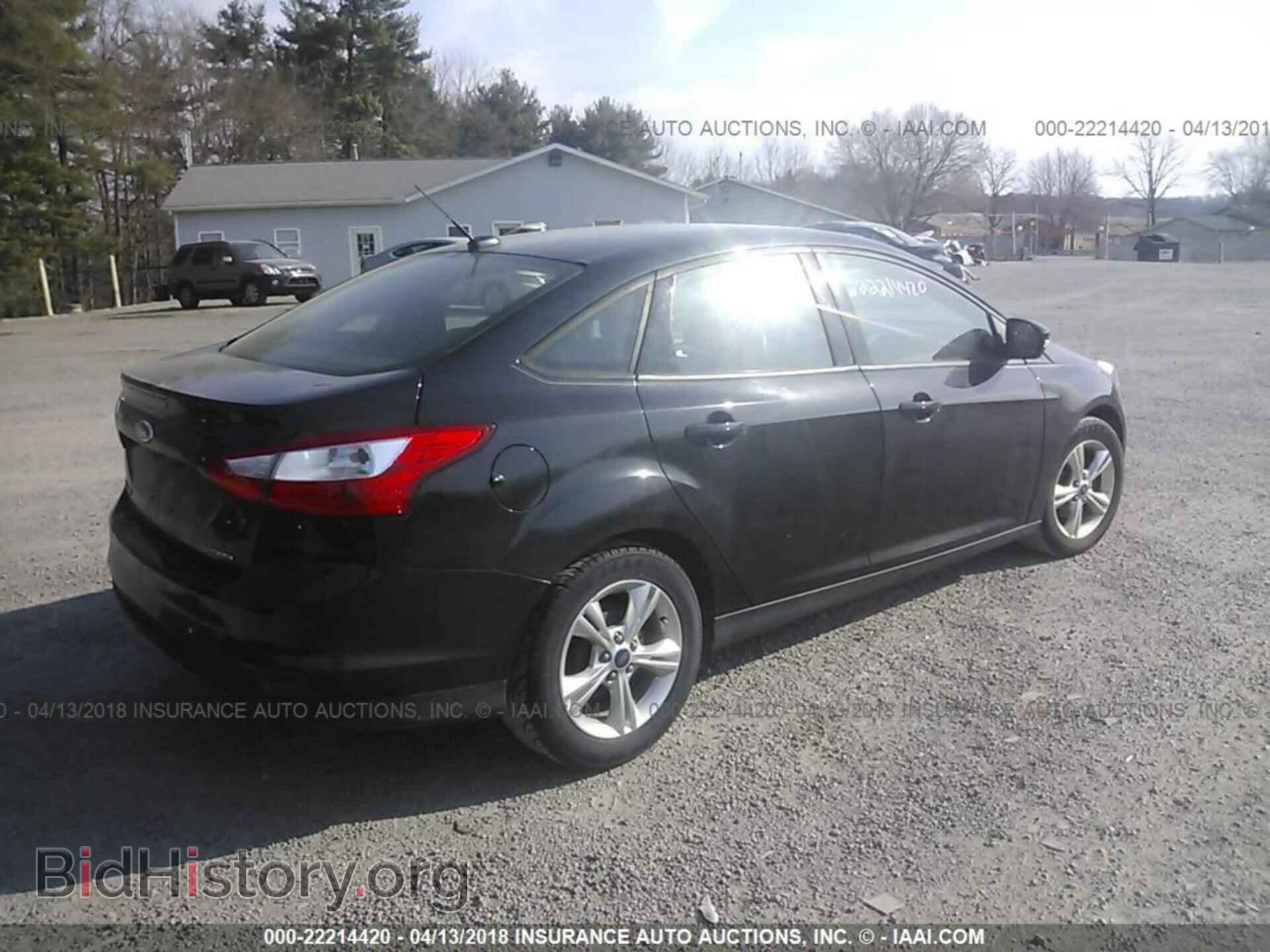 2013 Ford Focus - VIN: 1FADP3F28DL122297 - Photo 4