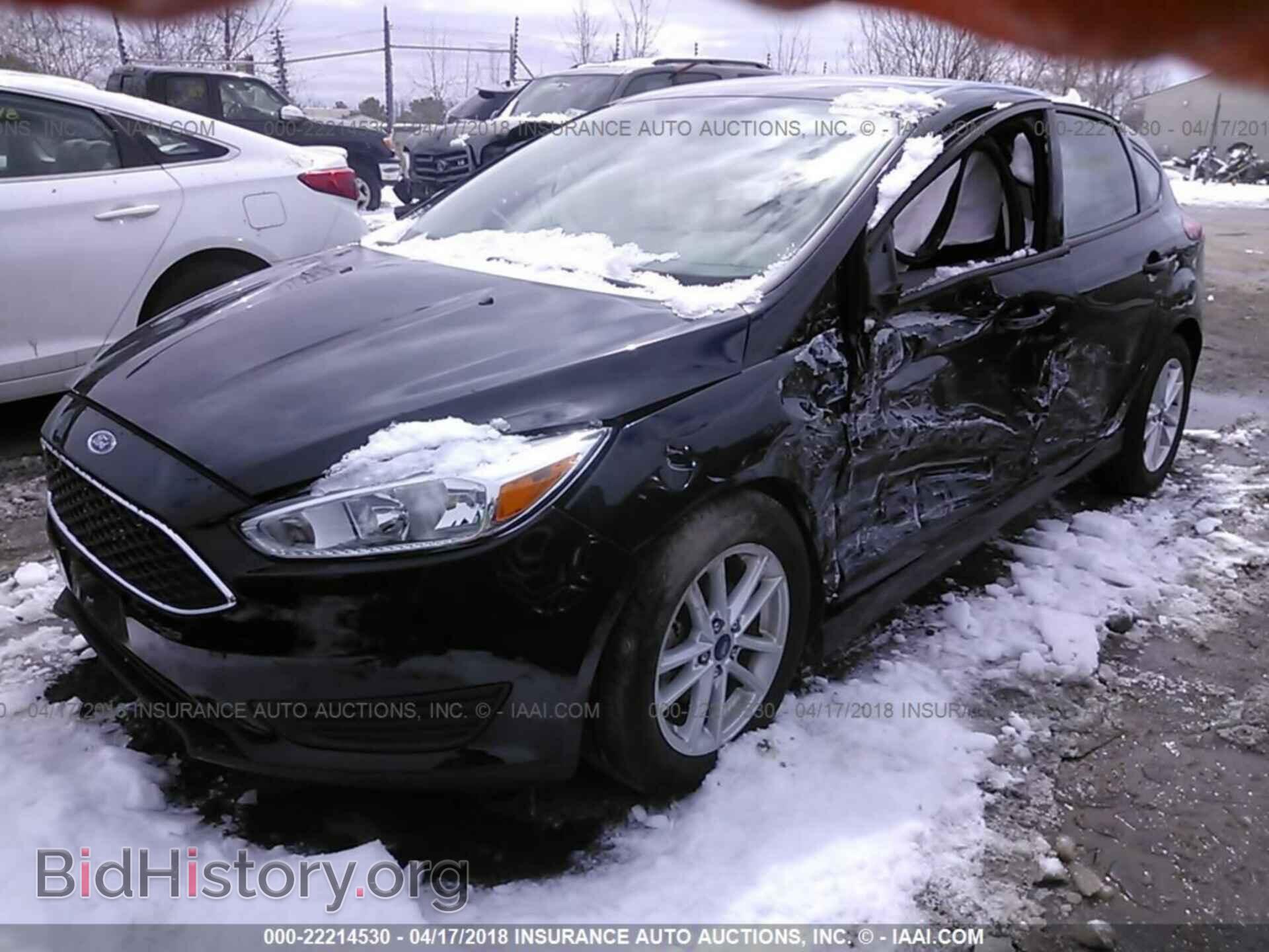 2017 Ford Focus - VIN: 1FADP3K2XHL202907 - Photo 2