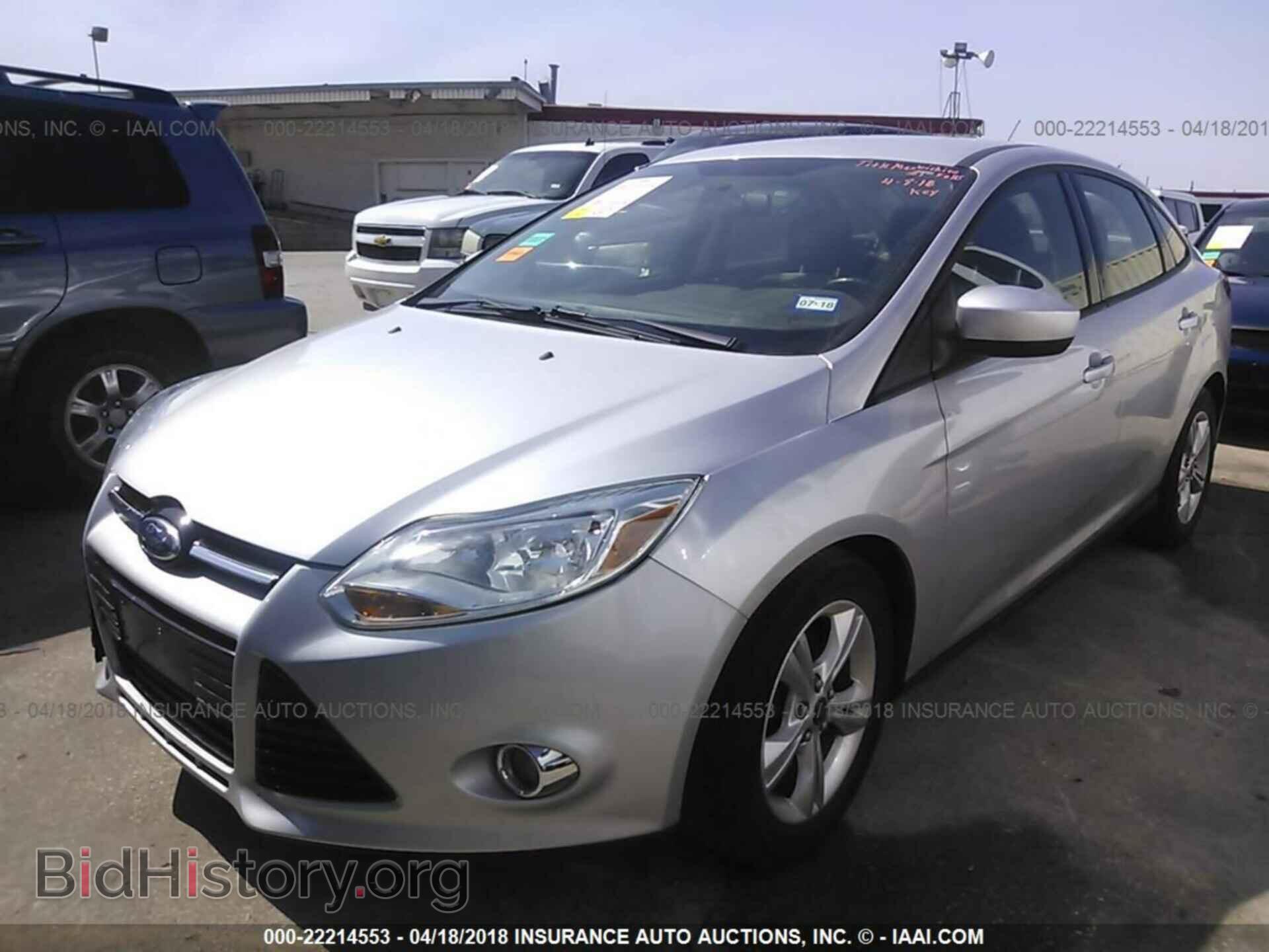 2012 Ford Focus - VIN: 1FAHP3F25CL391177 - Photo 2