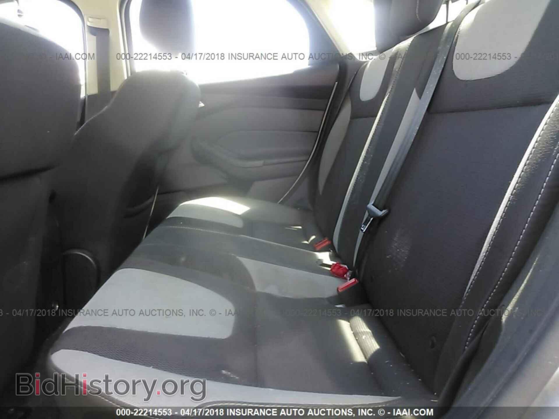 2012 Ford Focus - VIN: 1FAHP3F25CL391177 - Photo 8