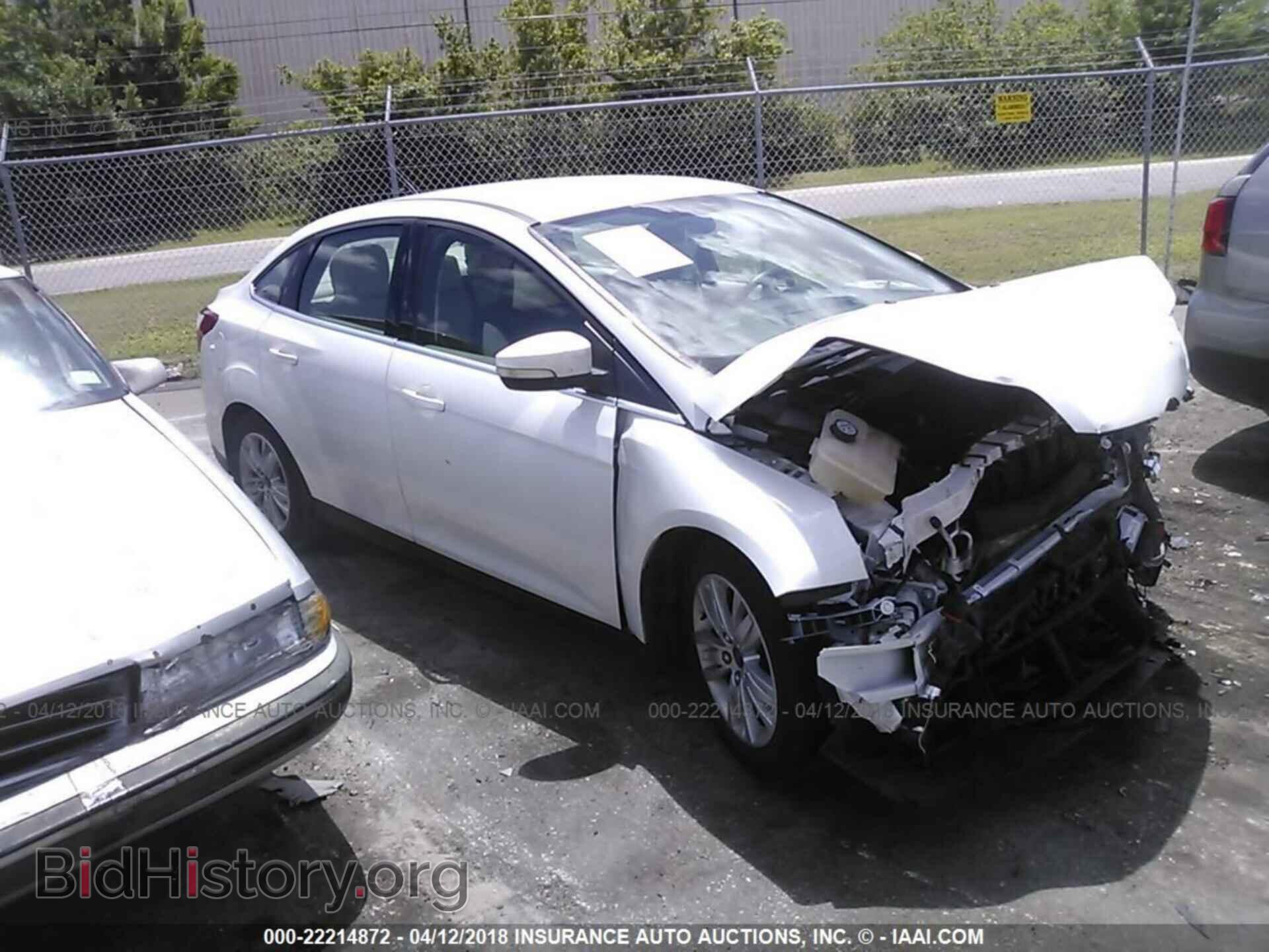 Photo 1FAHP3H22CL444852 - Ford Focus 2012