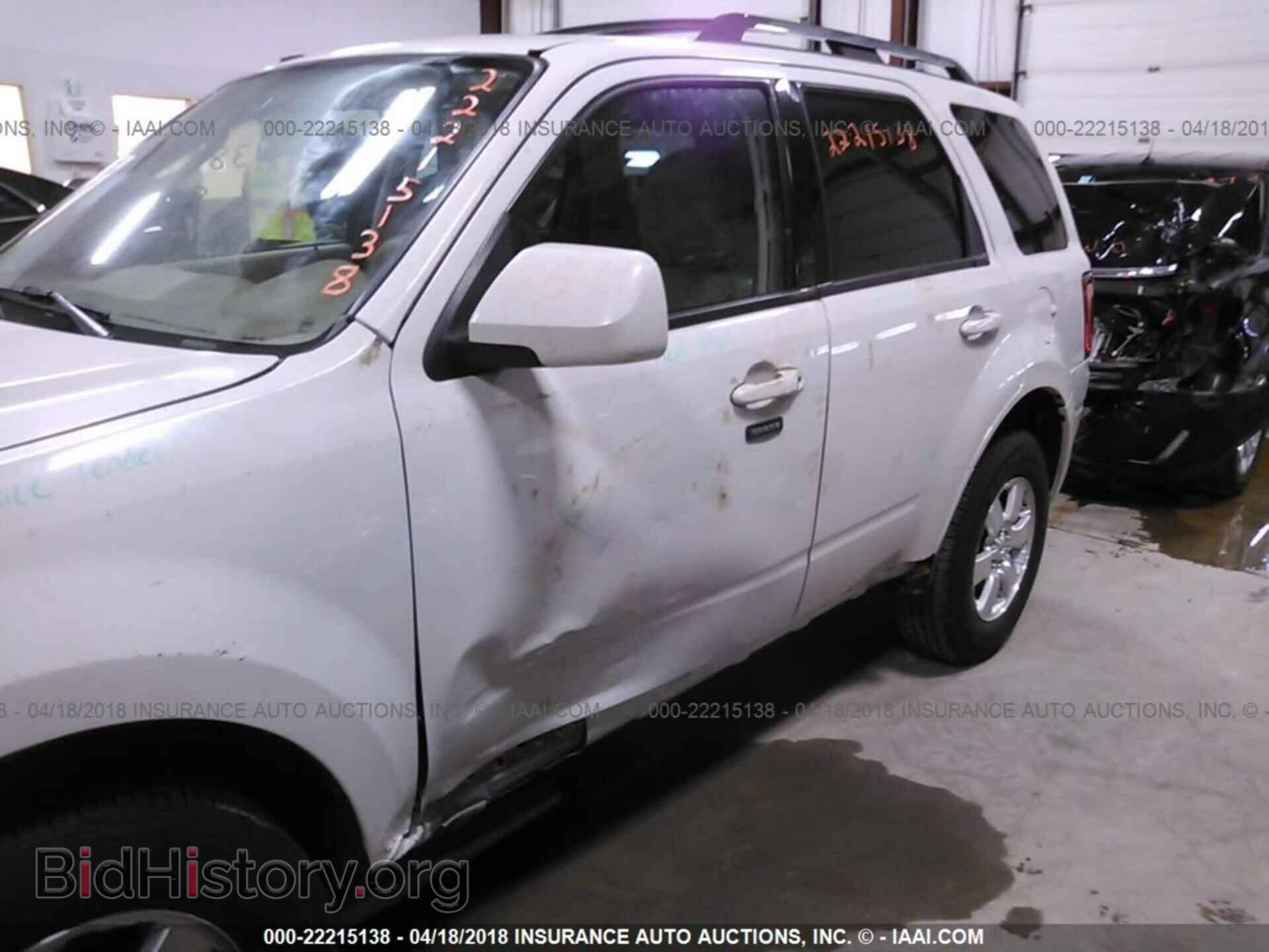 2011 Ford Escape - VIN: 1FMCU9E72BKA39462 - Photo 6