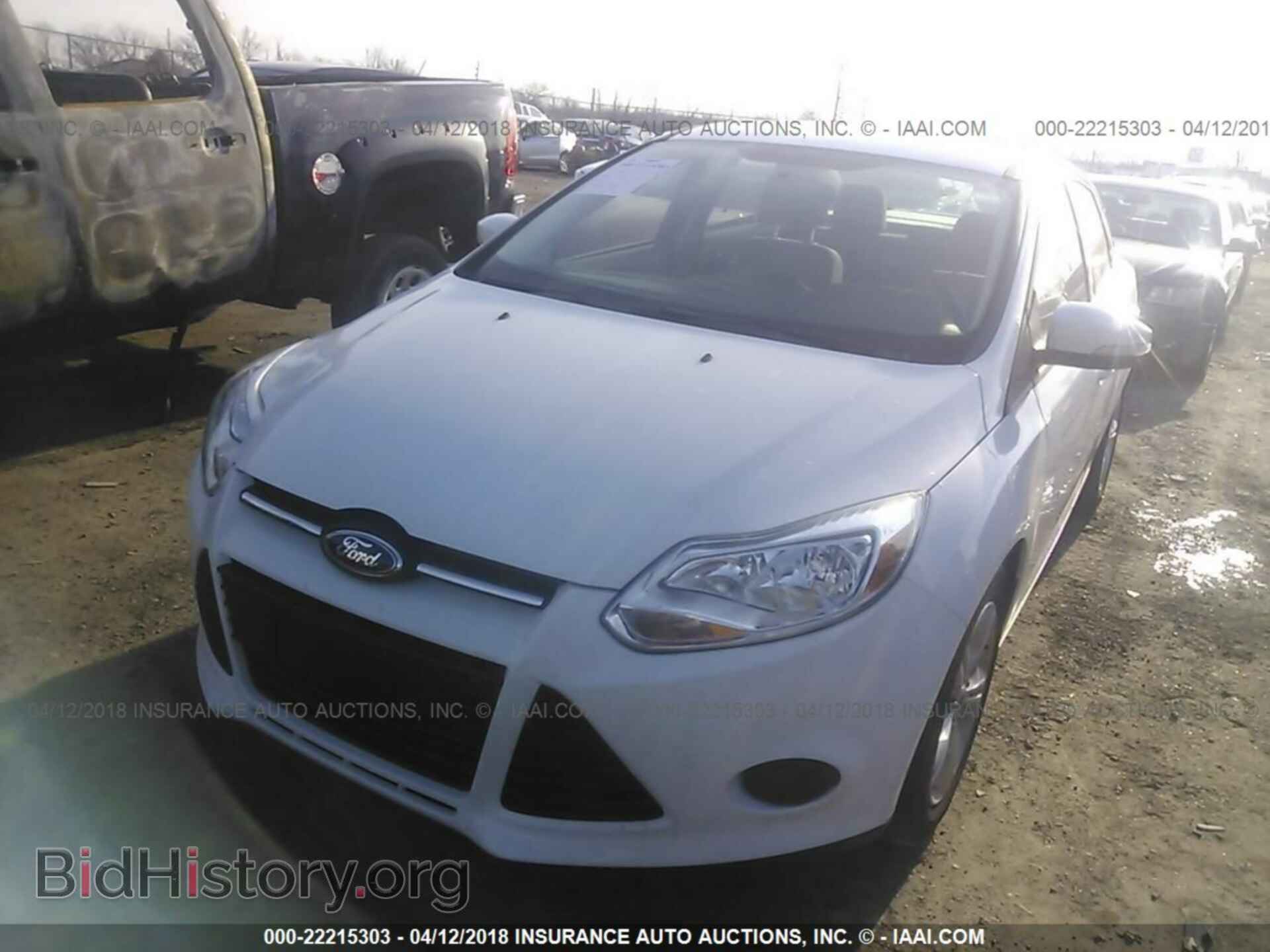 2013 Ford Focus - VIN: 1FADP3F26DL188668 - Photo 2