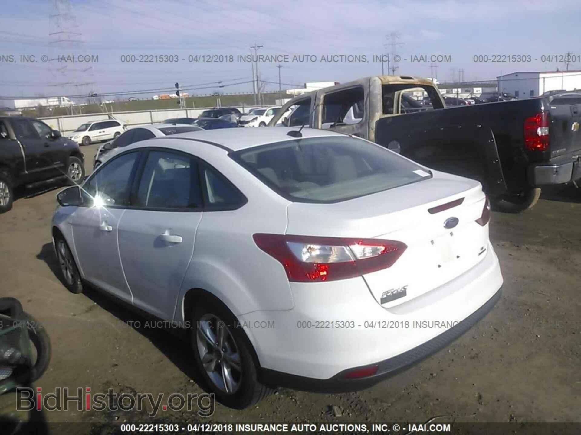 2013 Ford Focus - VIN: 1FADP3F26DL188668 - Photo 3