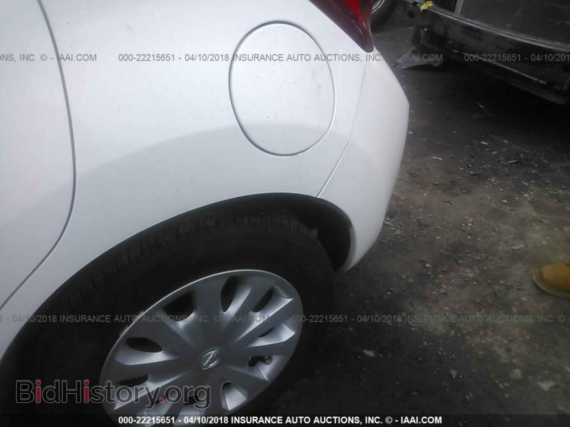 2016 Nissan Versa note - VIN: 3N1CE2CP5GL377958 - Photo 6