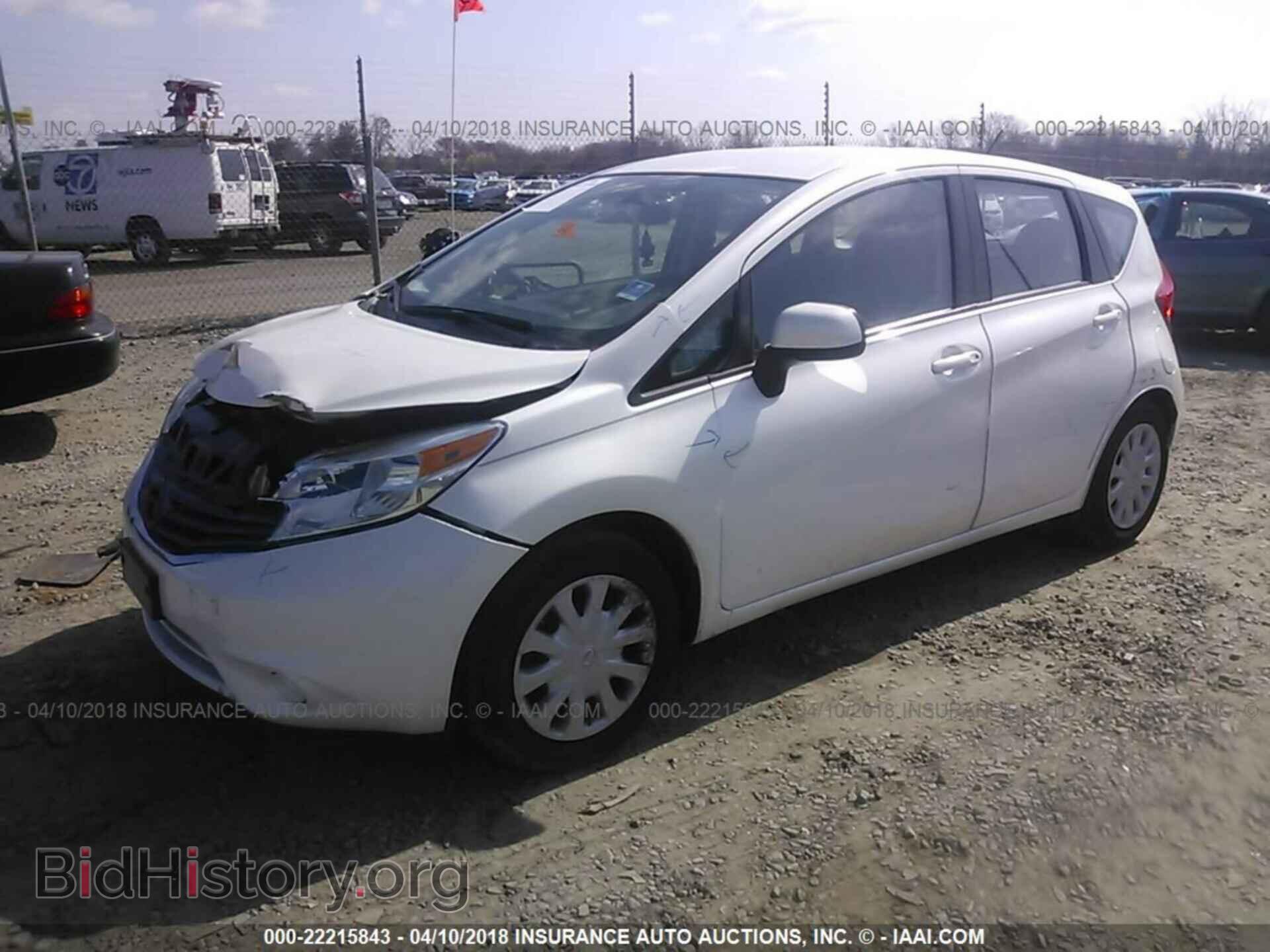2014 Nissan Versa note - VIN: 3N1CE2CP7EL427031 - Фото 2